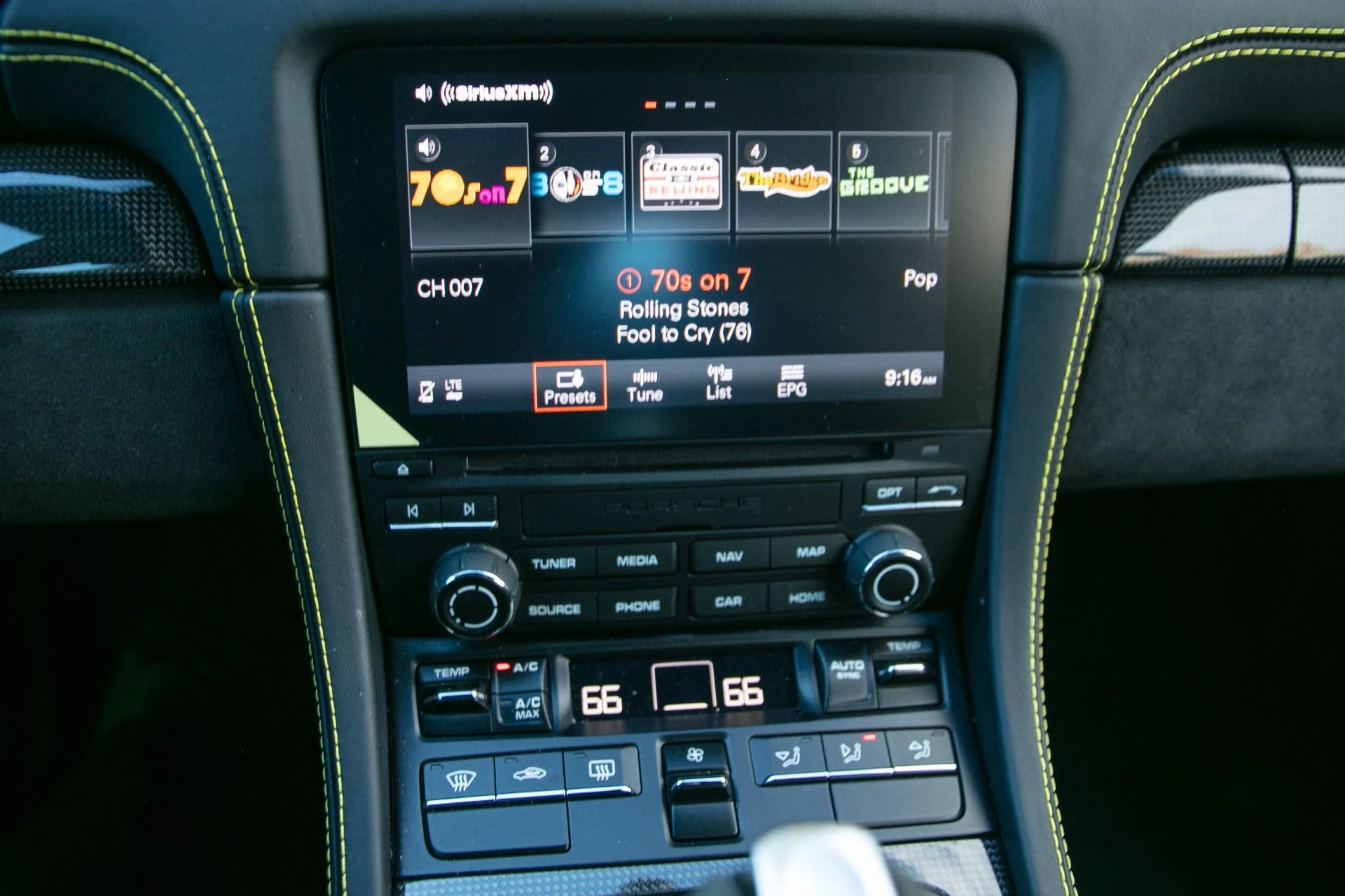 mph019_1521094601_Used_2022_Porsche_718_Cayman_GT_4_1761070750_1758dd5546