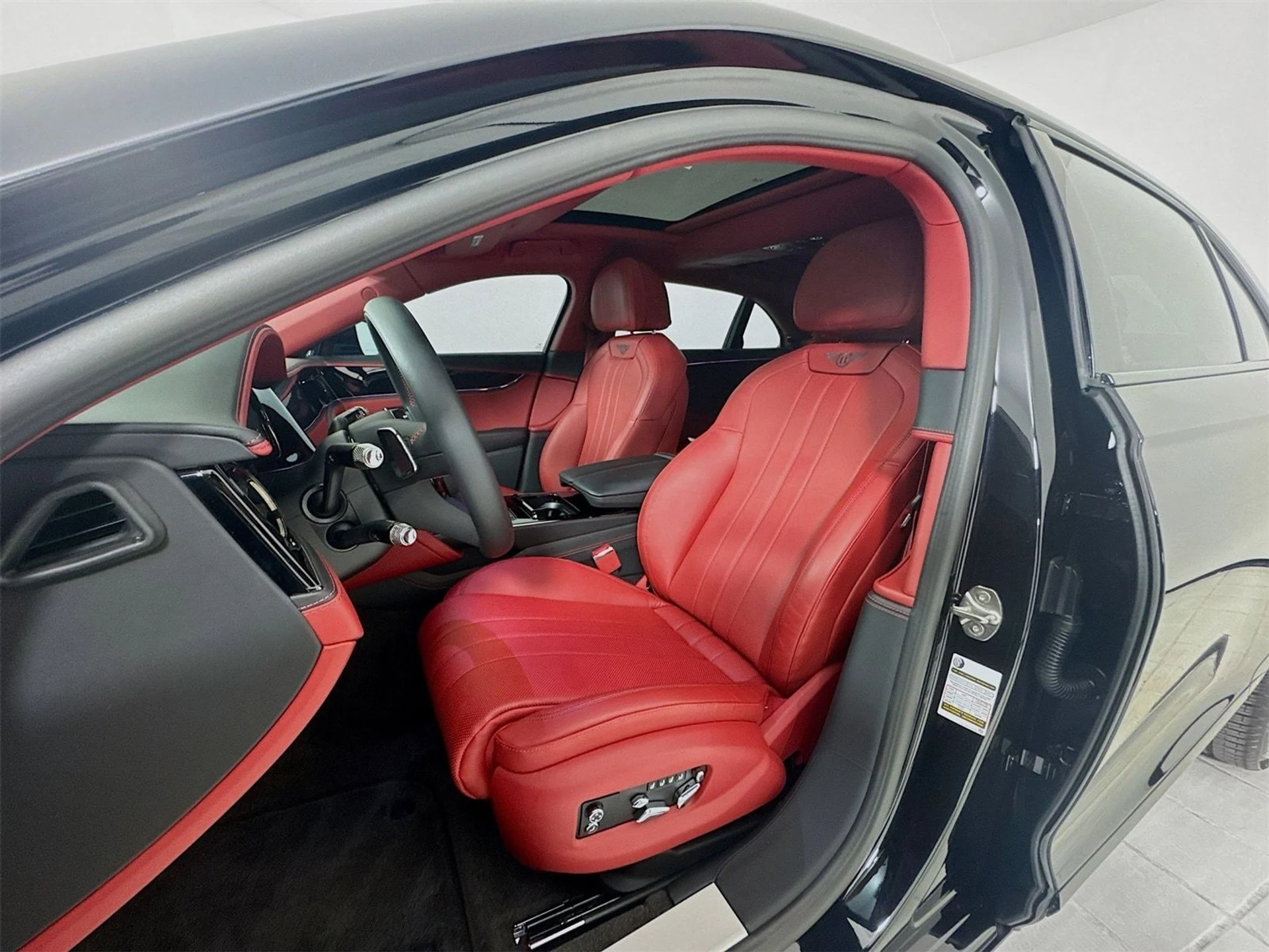 mph019_1527746294_4318ae8e0027d79cf9be940aeecfb8f0x_18892f7dcb