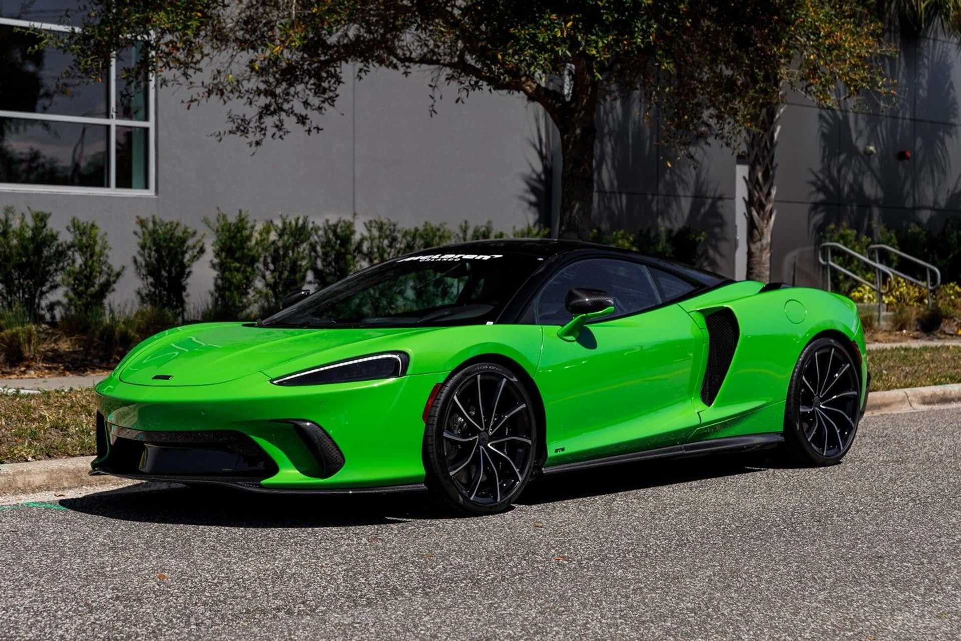 mph019_1529571687_466_p20_l_8ad30654cd