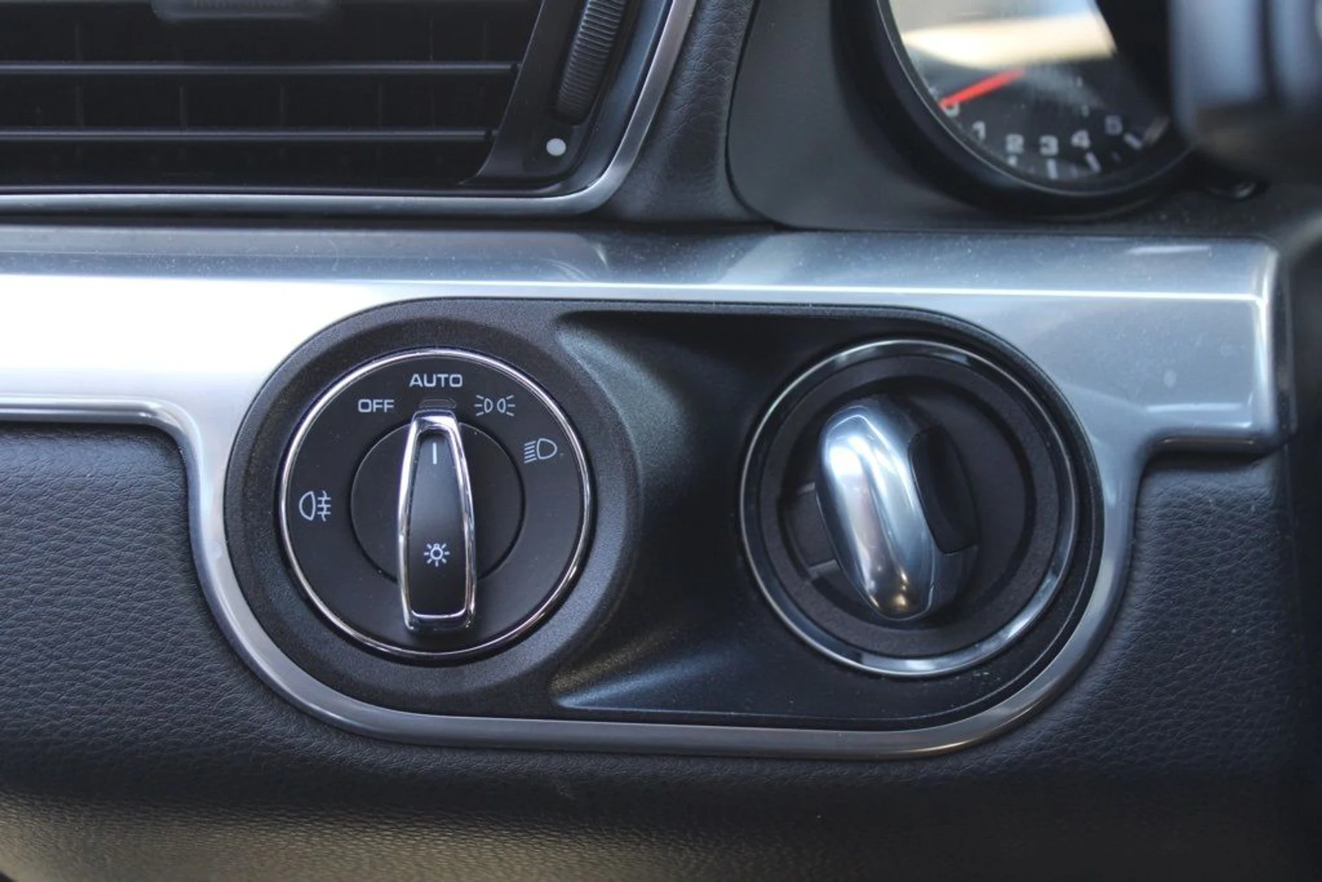 mph019_15324038_0392aefc9cf16989480daebac03716e5_1627ff97d0