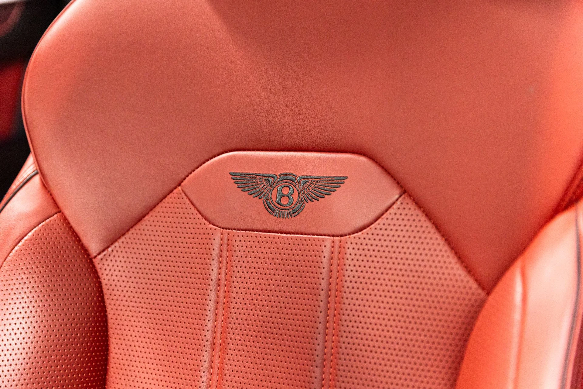 mph019_1541070047_ed3b640ef6f1541546976d03e1d1c215x_57445c76c7