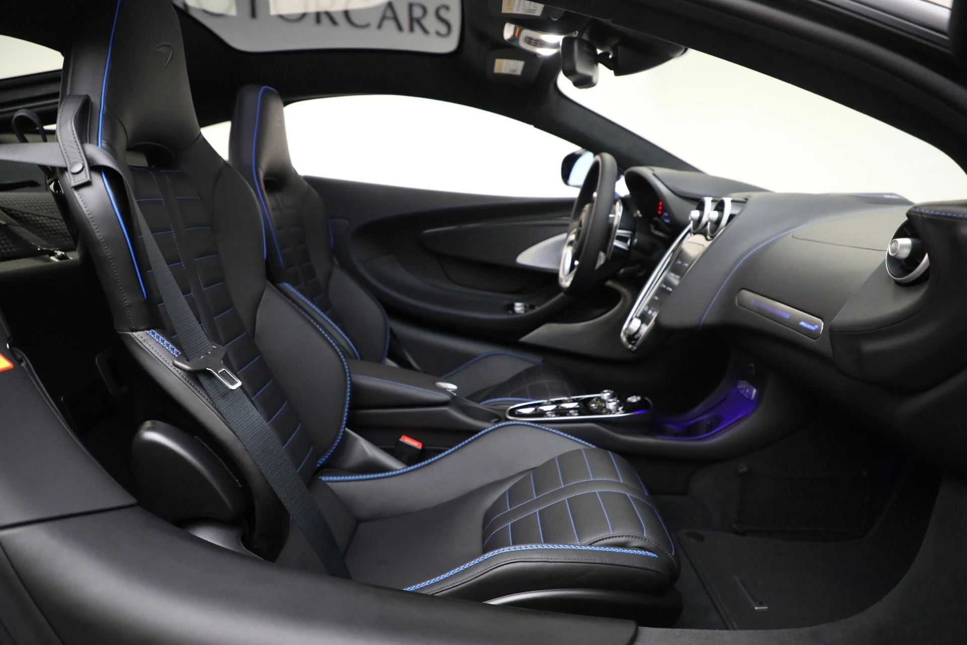 mph019_154509076_New_2025_Mc_Laren_GTS_Tech_Lux_2c7b823782