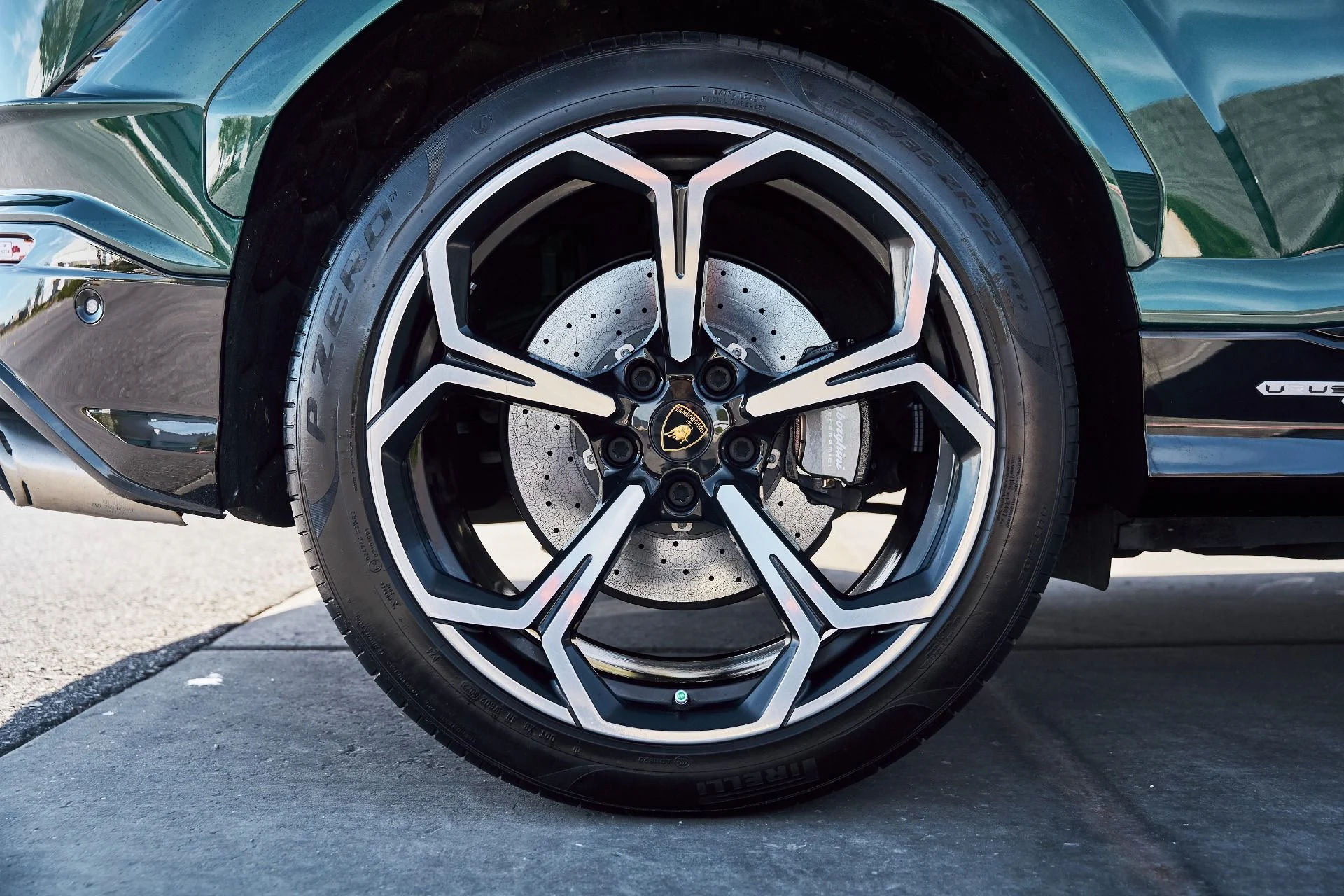 mph019_1547502090_Used_2023_Lamborghini_Urus_S_1771891284_2f62a292d9