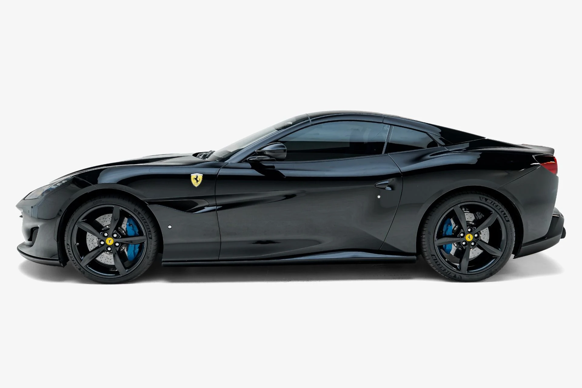 mph019_1557773393_Used_2019_Ferrari_Portofino_1788478033_05dfcfeb85