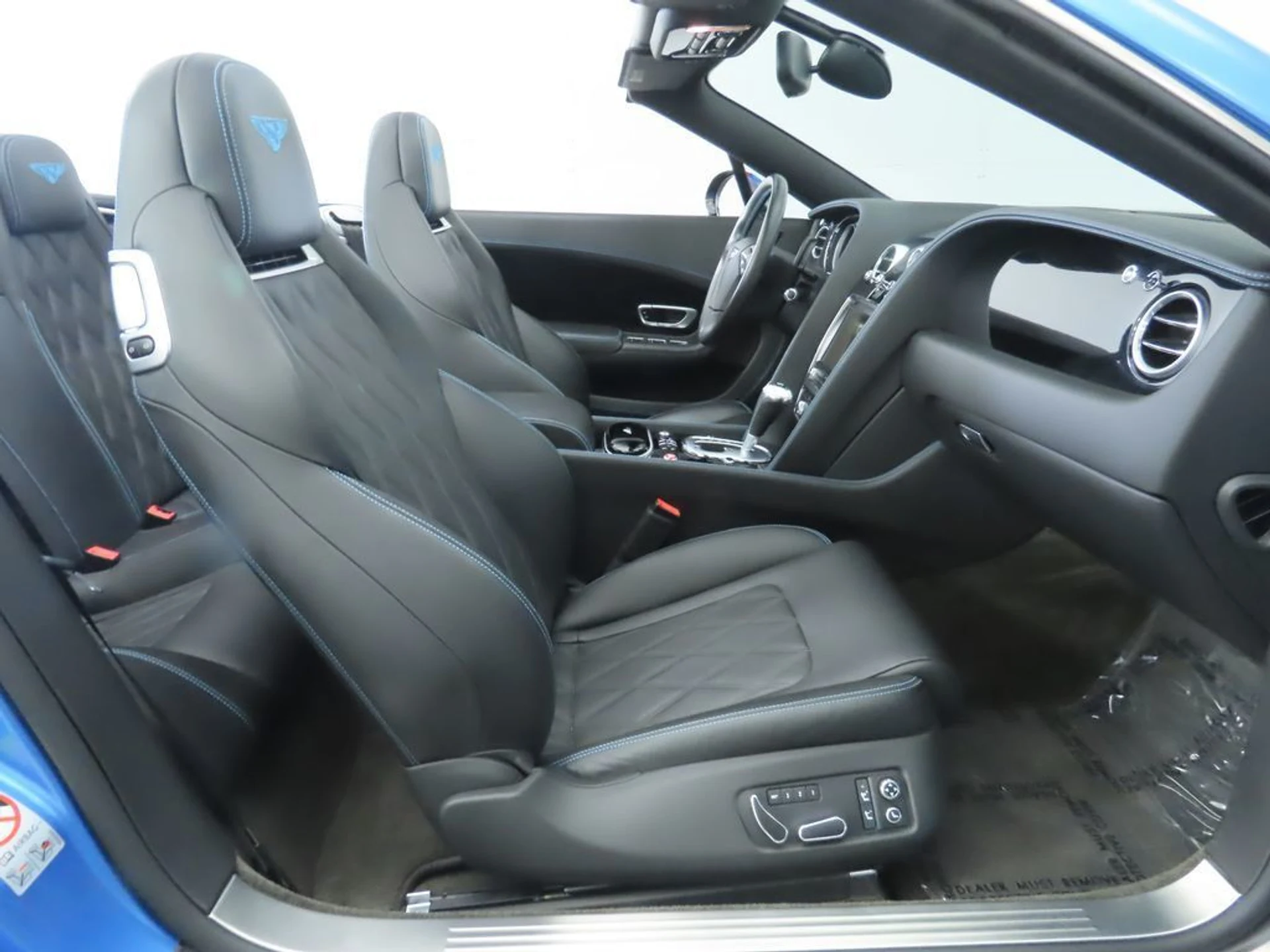 mph019_156521955_used_2014_bentley_continental_gt_v8_s_2drconvertible_8119_22979396_20_1024_b2cb8e3111