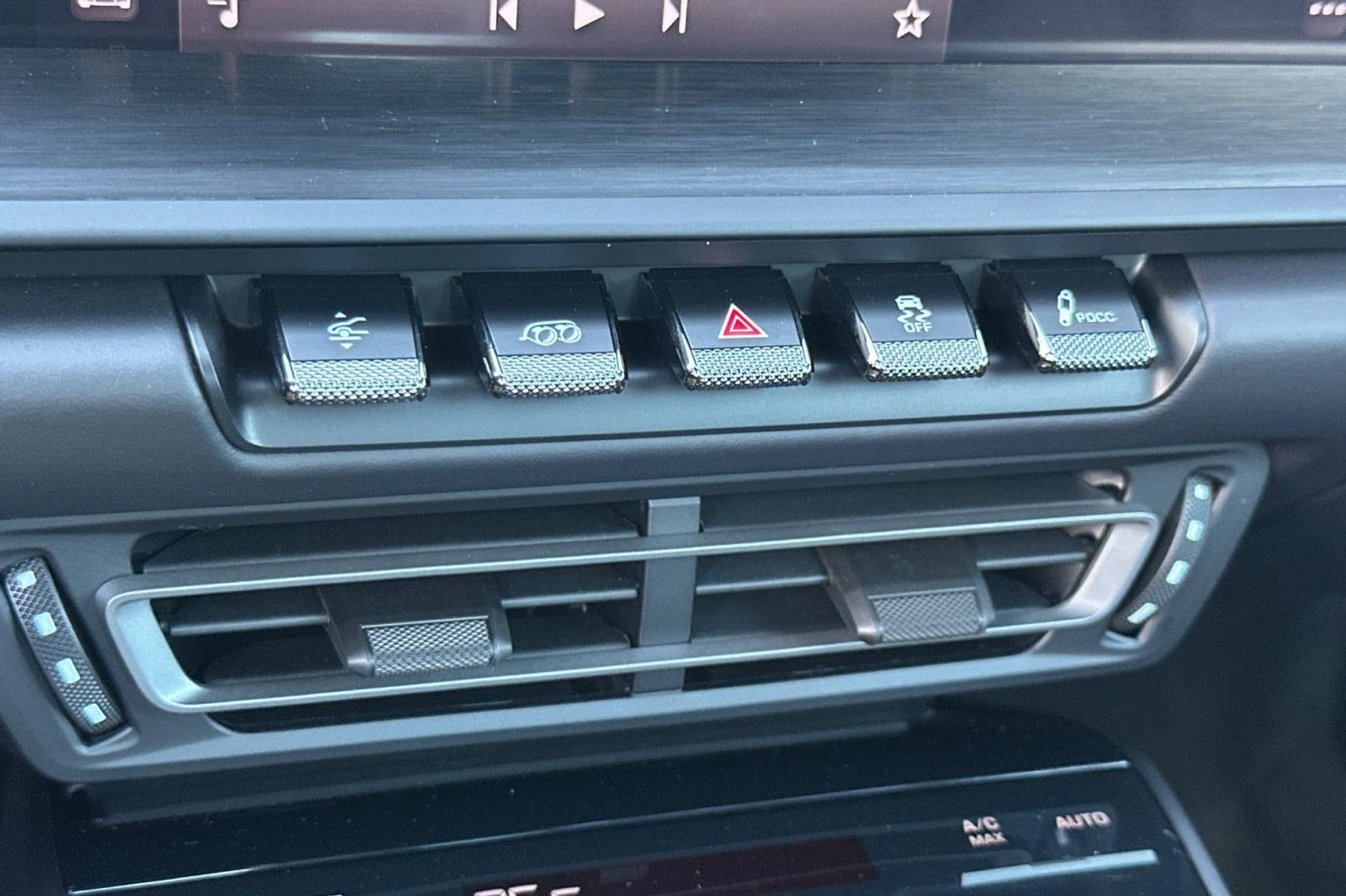 mph019_1565760762_00e691caa7126affdb80935720cf121b_db9191bd5a