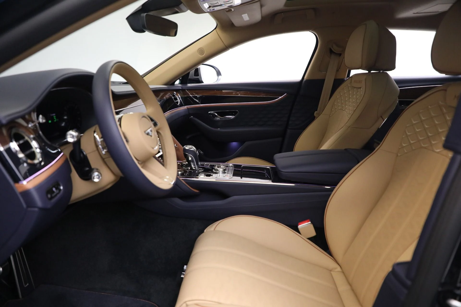 mph019_1580353986_New_2025_Bentley_Flying_Spur_Mulliner_f5130e529d