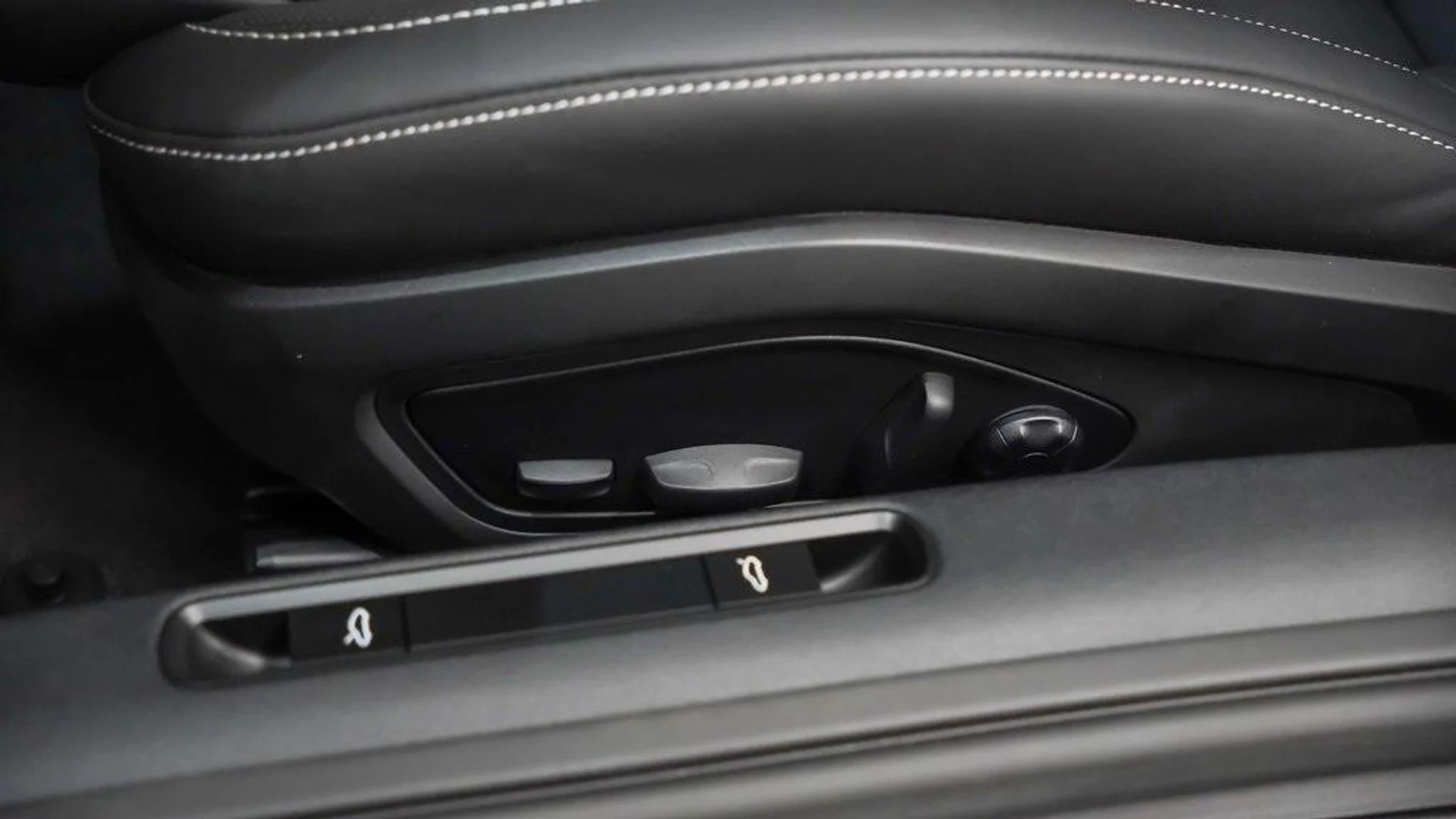 mph019_1582122775_N_cy5_Xx_Aa_H_Vd_Fr7z_D35ja_X_Cf_H_Zw_c8741f5d56