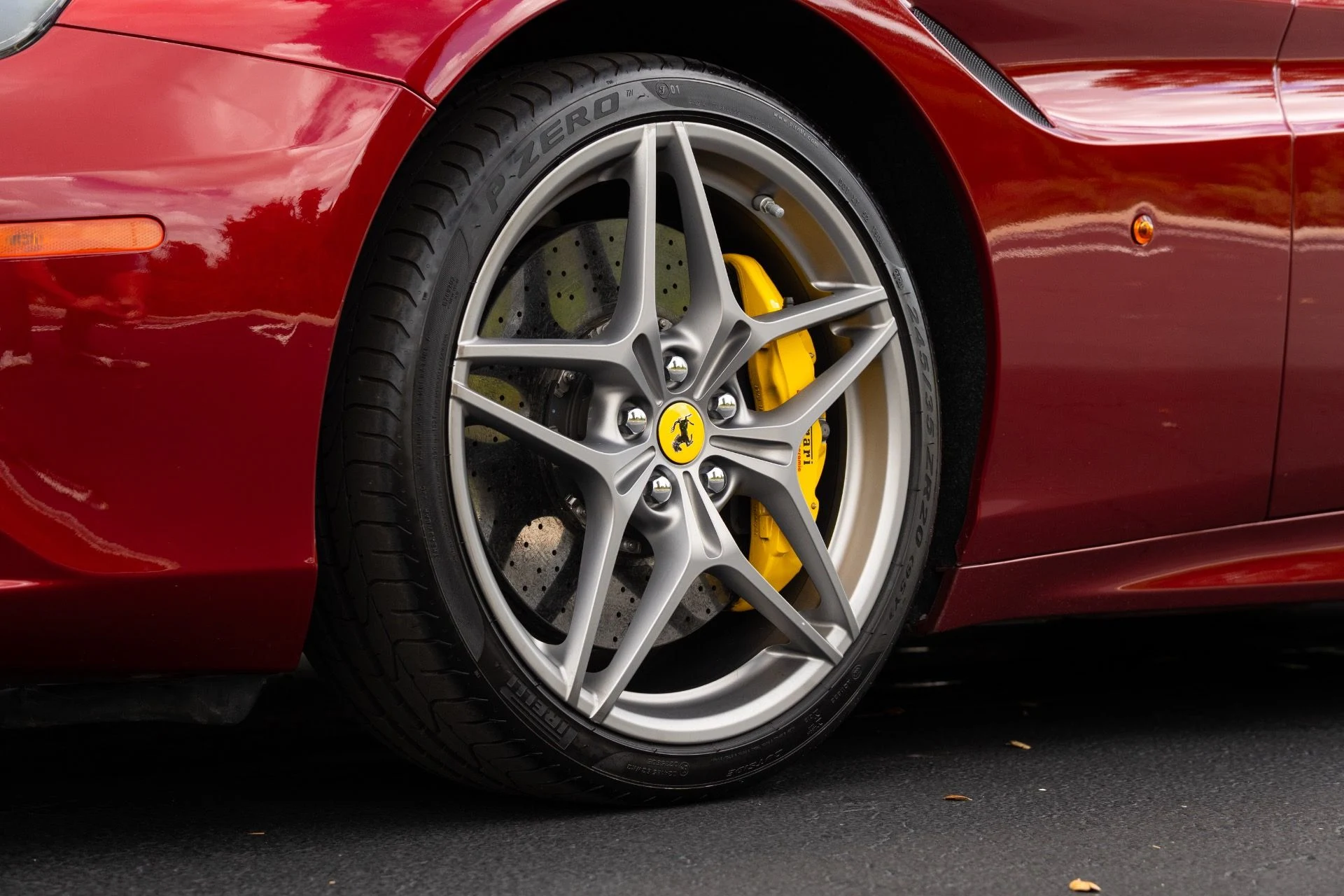 mph019_1589788508_Used_2015_Ferrari_California_T_1773337239_62d884a5d9