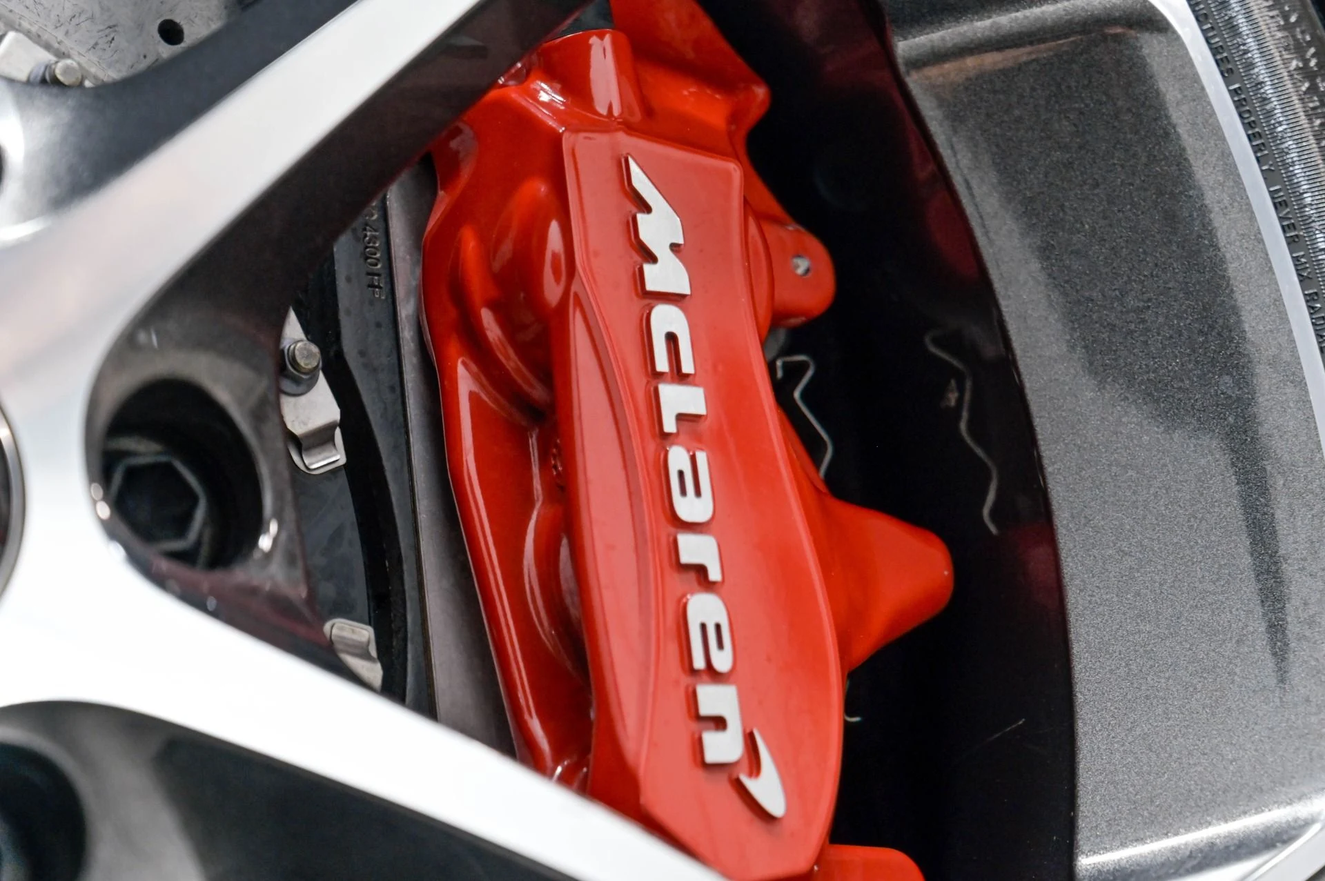 mph019_1593749204_Used_2019_Mc_Laren_600_LT_Base_1782155370_f7b710e520