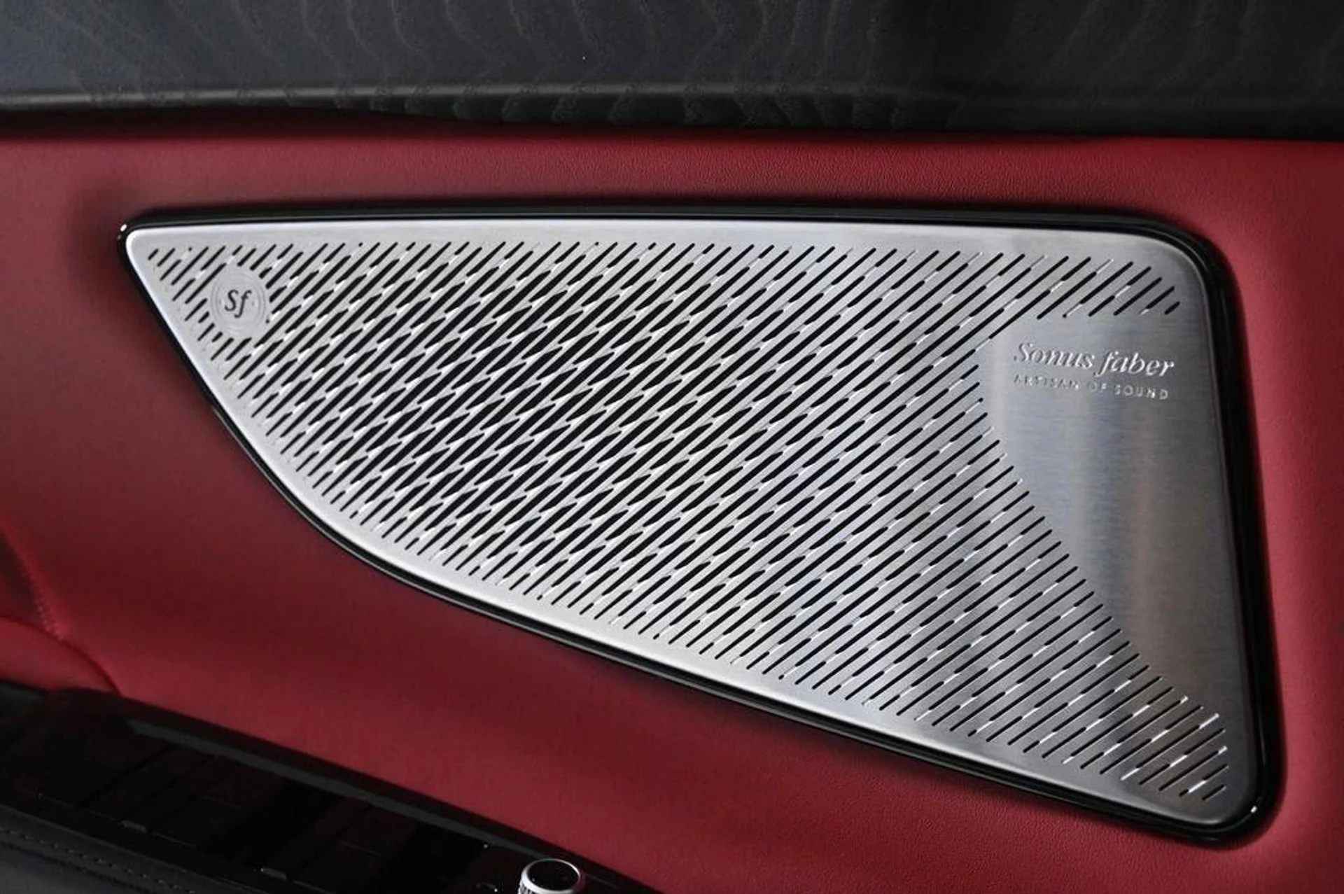 mph019_1602411094_new_2025_maserati_grecale_modenaawd_11350_22975671_19_1024_94f6ed9c15