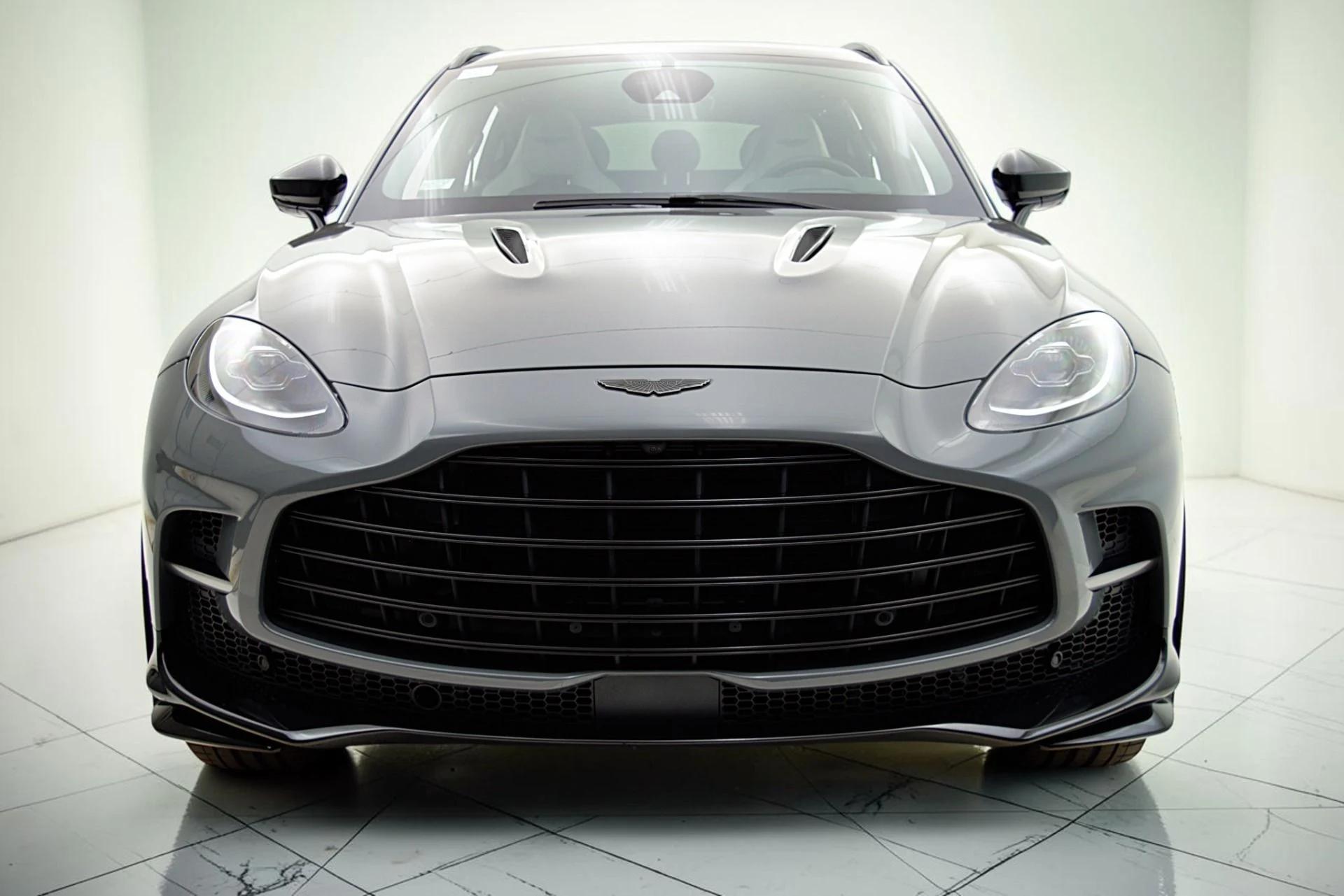 mph019_161295065_Used_2023_Aston_Martin_DBX_707_29a8aa5308