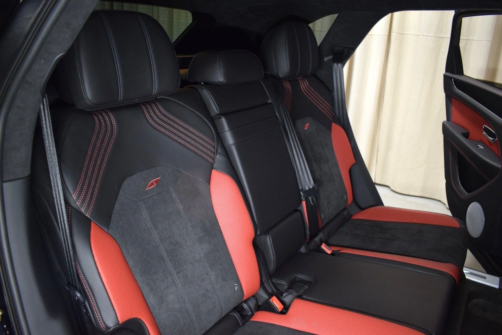 mph019_1620171150_ada7cd4ee8c9c76bb94af03d0eb1ff01x_c550eb54a3