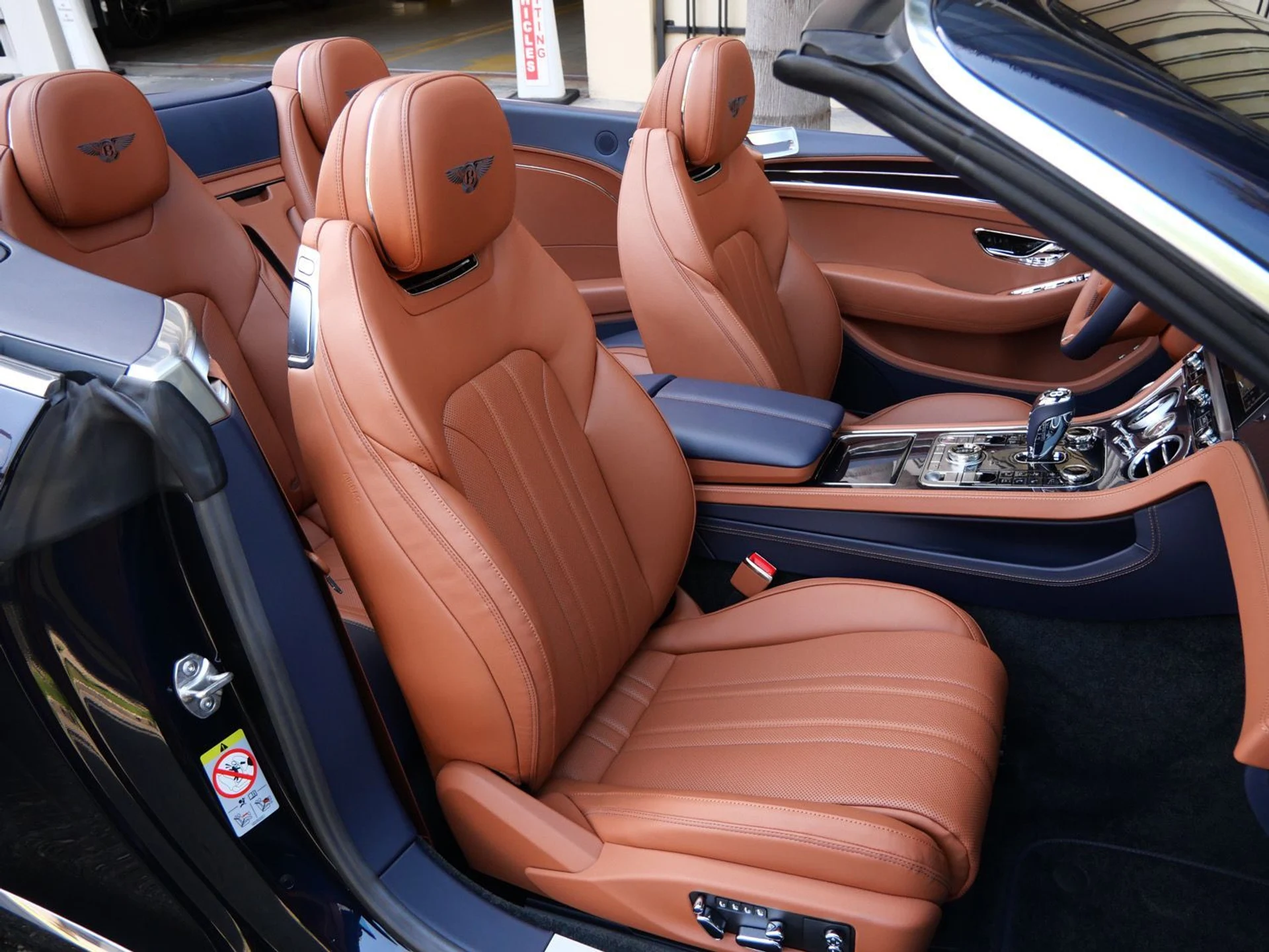 mph019_1632430580_b5bd5067ec359cfe9cd55d302097e9a8x_31527476a8