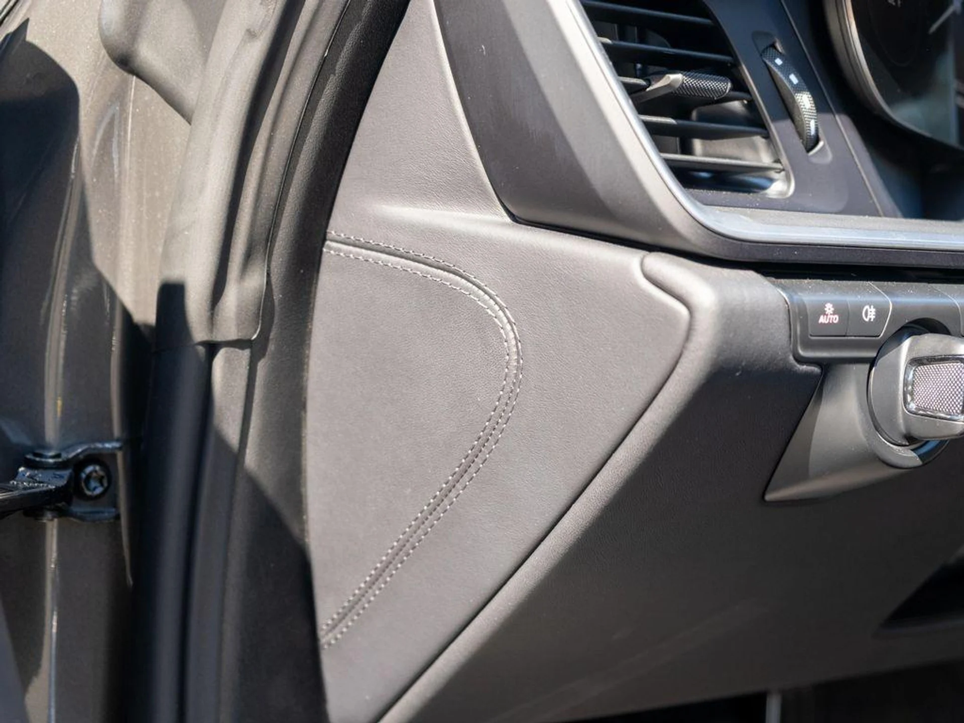 mph019_1636526154_Peo_351_L_Rg_S_Lkld_O_Vwzt5_S6_w_a6bf0cc158