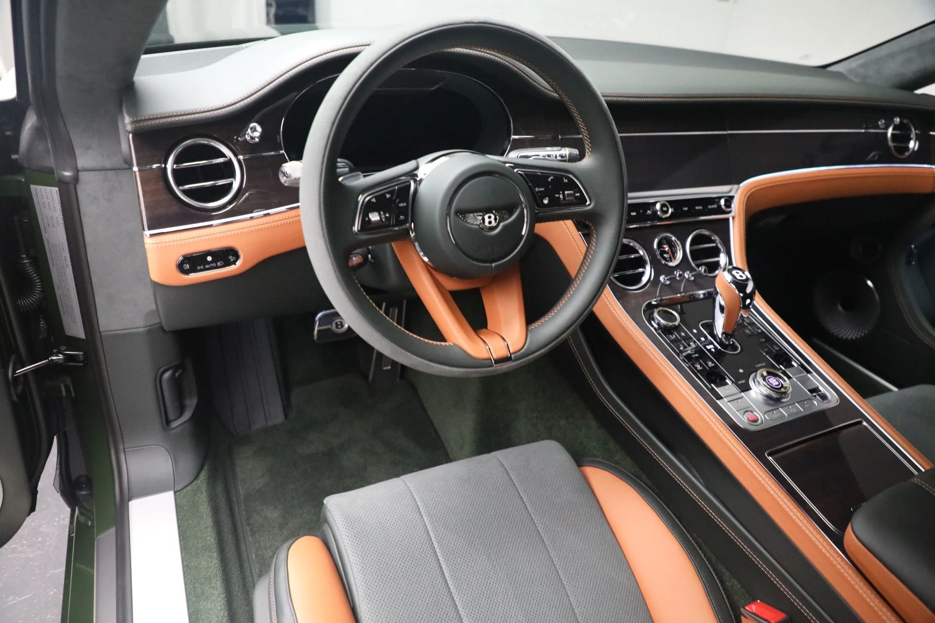 mph019_1650589532_Used_2023_Bentley_Continental_GT_S_V8_f7fddd020b