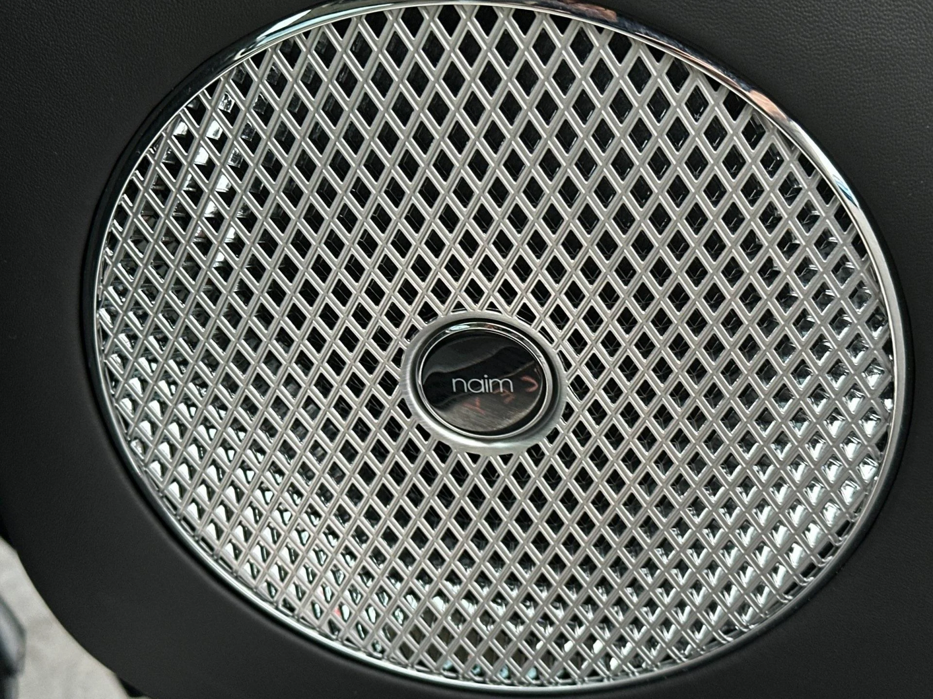 mph019_1652345409_Used_2023_Bentley_Continental_GT_V8_S_1766589002_51c5252629