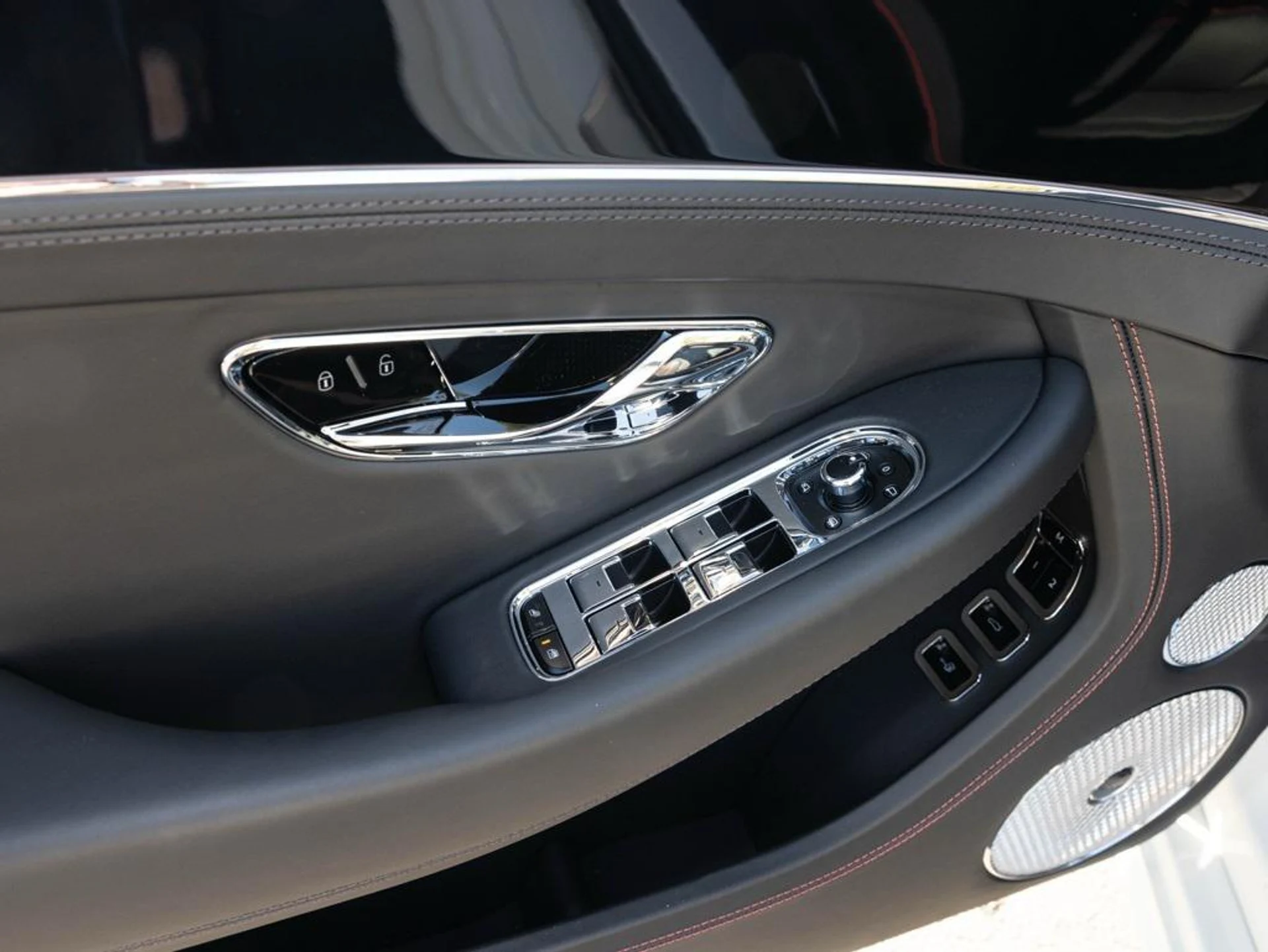 mph019_1656757408_465336698_68f22a61c83056c645fcffad_6347c93583