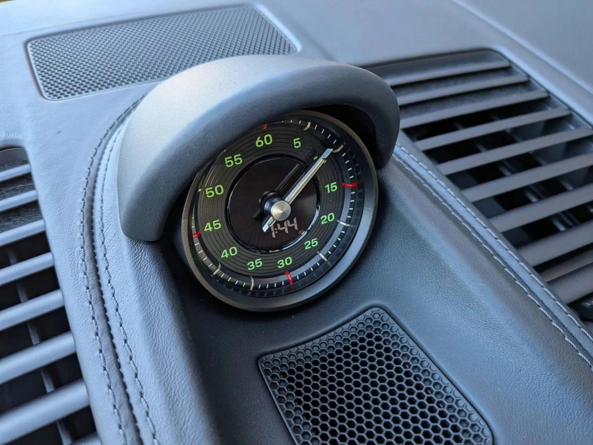 mph019_1659159322_7f77d5c368c16e5120f7b9af1a1f7f3e_584e432aca