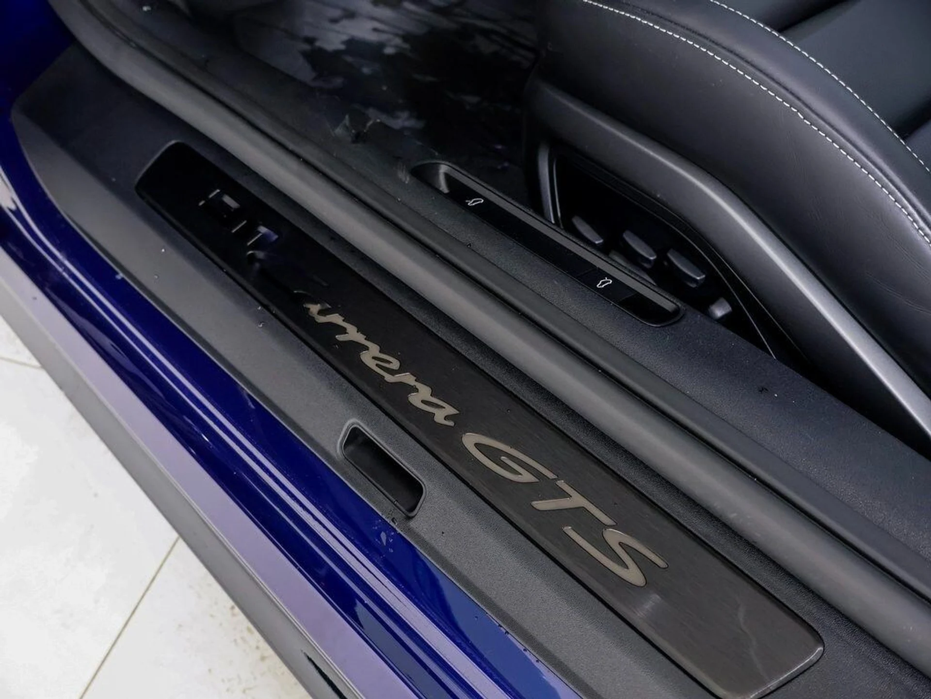 mph019_1659421283_d0b150bcd8c72dad77ed33183938032ax_cd2211b508