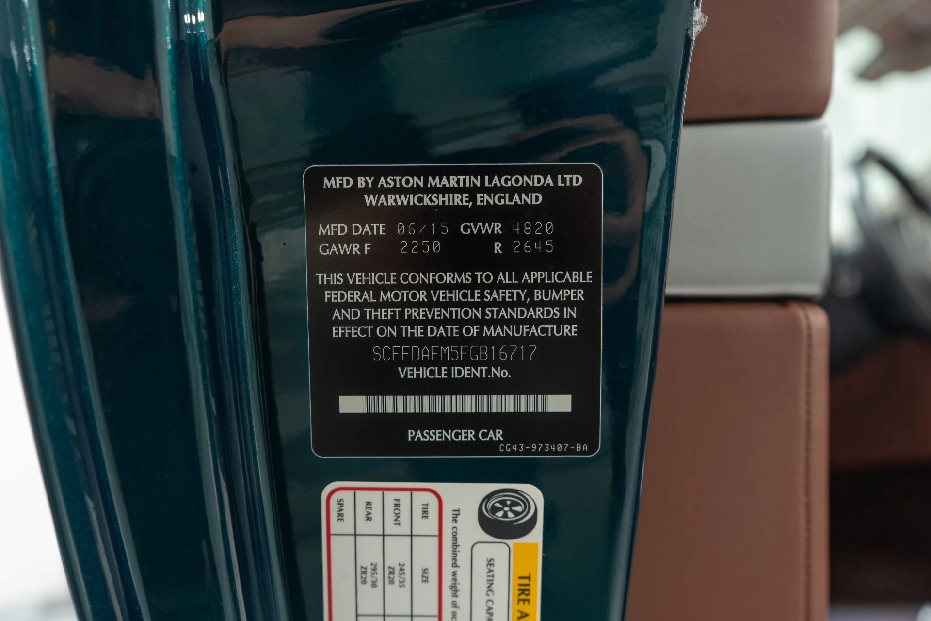 mph019_166294092_Used_2015_Aston_Martin_DB_9_Volante_1759413390_ae5ccd13e5