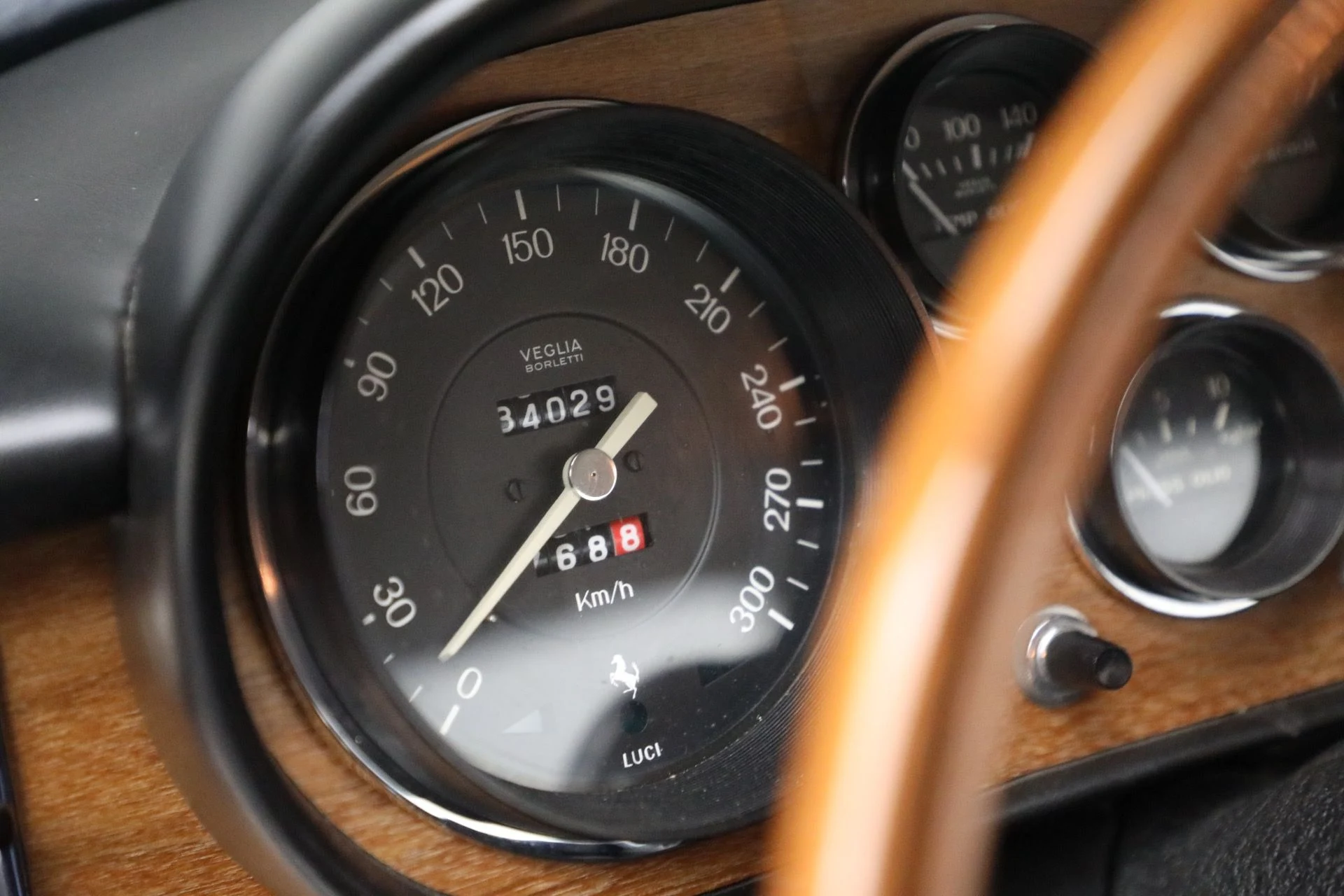 mph019_1677776890_Used_1967_Ferrari_330_GTC_1762014382_b3ab55f00d