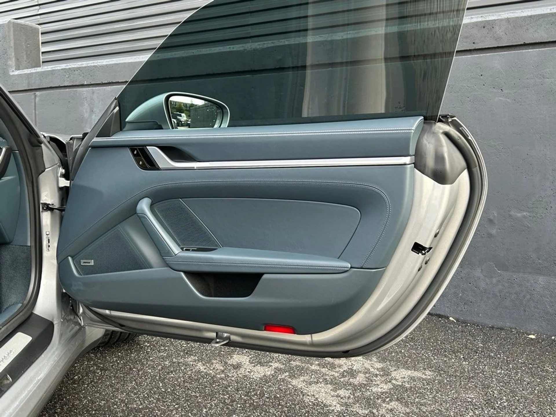 mph019_1682888462_81b34d15a7cffb083821fc53d3ad0726x_e6fe70dafc