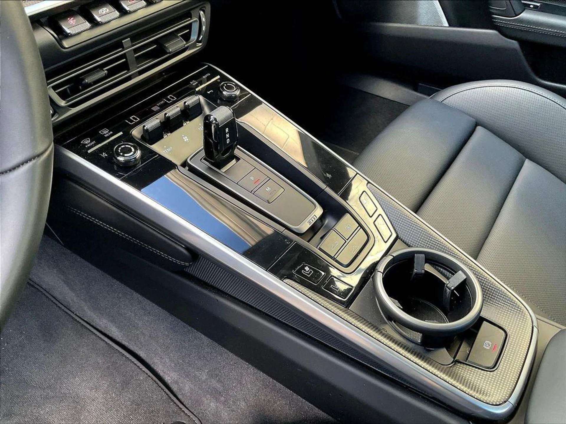 mph019_1695738208_bfv_RCK_Zer_1_N5_Suk_Xcd_Tjr_U14e_Q_51ff3951d6