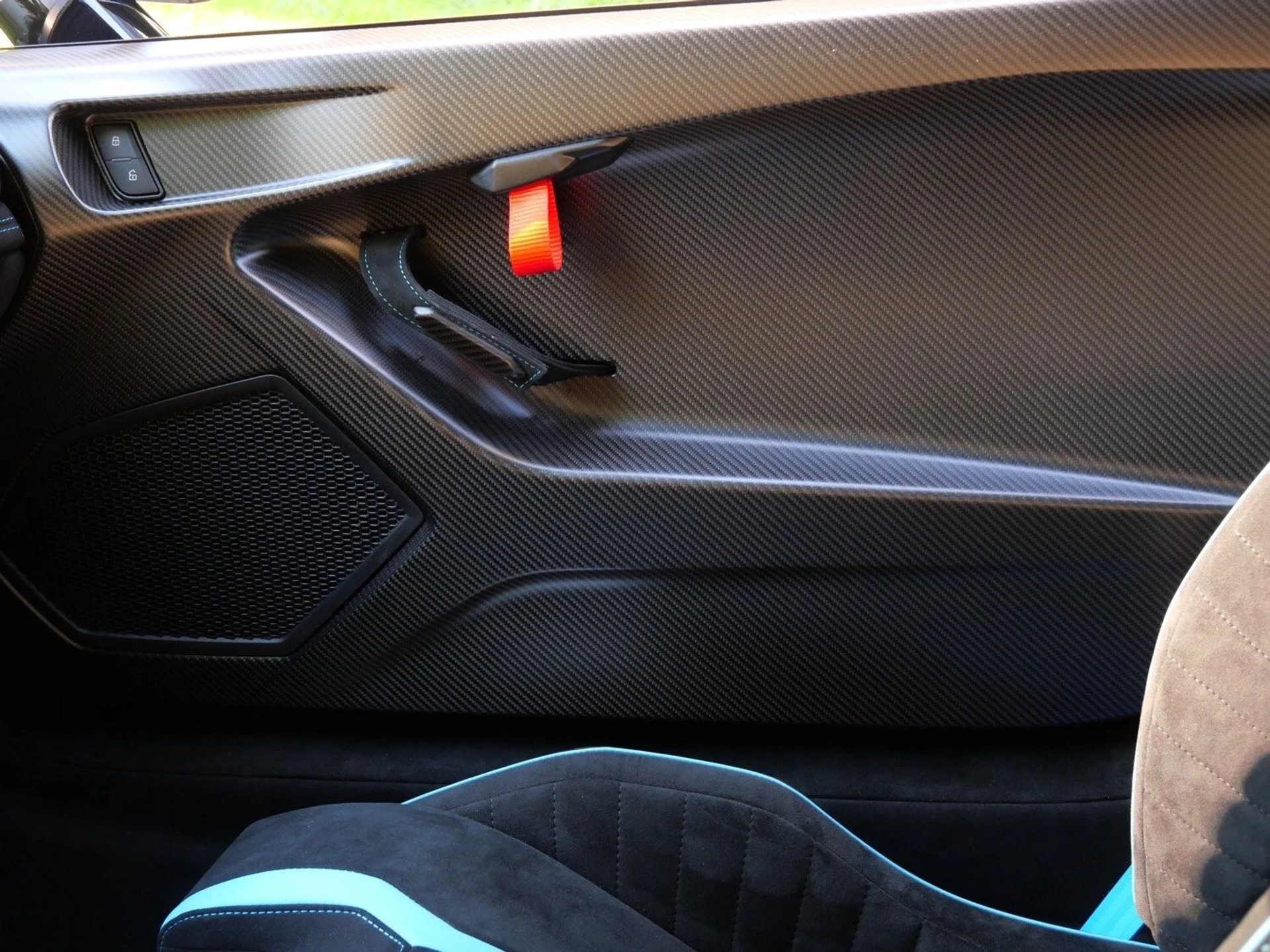 mph019_1699952764_10bbfd8a80af72c05e25a763a3543ae5x_939498246b