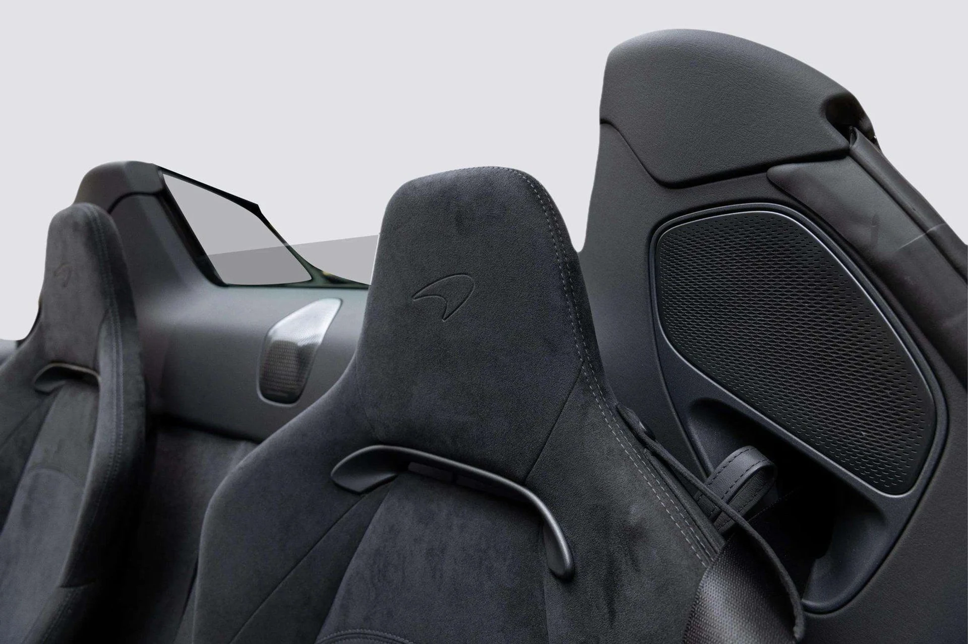 mph019_1701620104_image_20_513d2c81ac