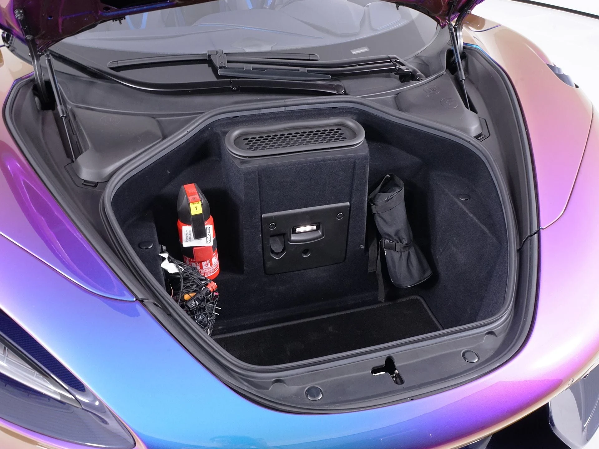 mph019_1701649246_ec4f007237e040109eb8704a361098b1x_850e45837e