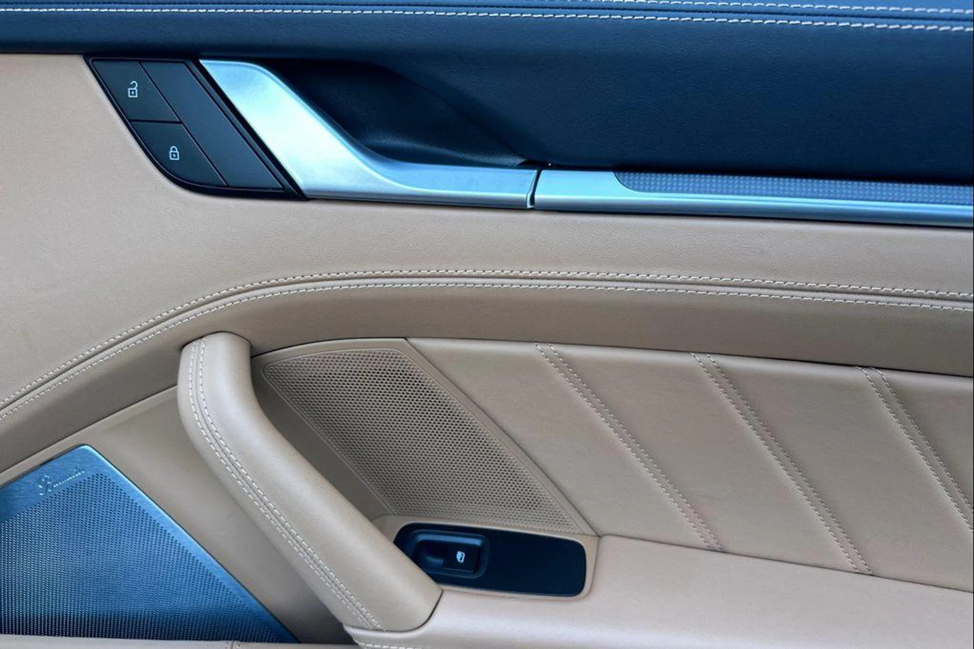 mph019_1702128663_Hc0mtvjx_Qp7g13_Dw_GXG_Rye_Z_g1_I_2dc2ac921d