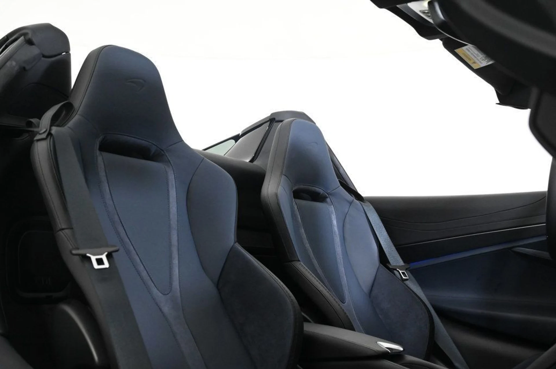 mph019_1704124080_used_2025_mclaren_750s_spider_11350_22950983_19_1024_0c83874611