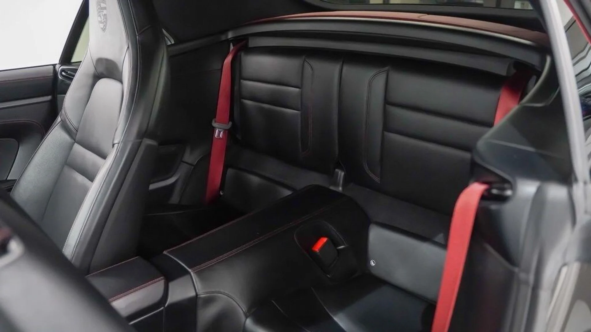 mph019_1708951078_f88649b99b4c3416529a8cb6c58b2bccx_f1ed758bd1