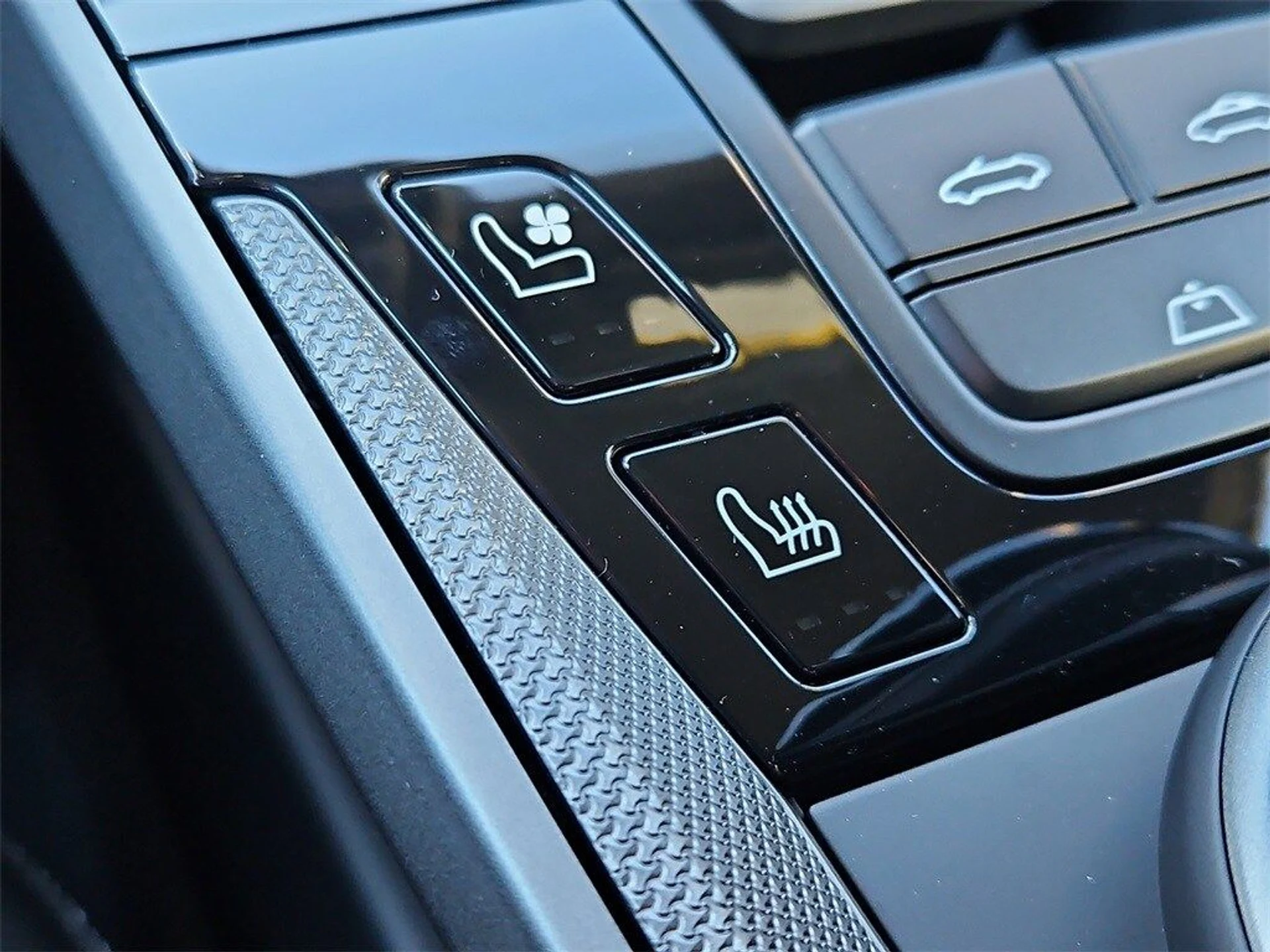 mph019_172267577_04a6e0c2031c977cafe27b218e9e7e6dx_abbf1b68a1