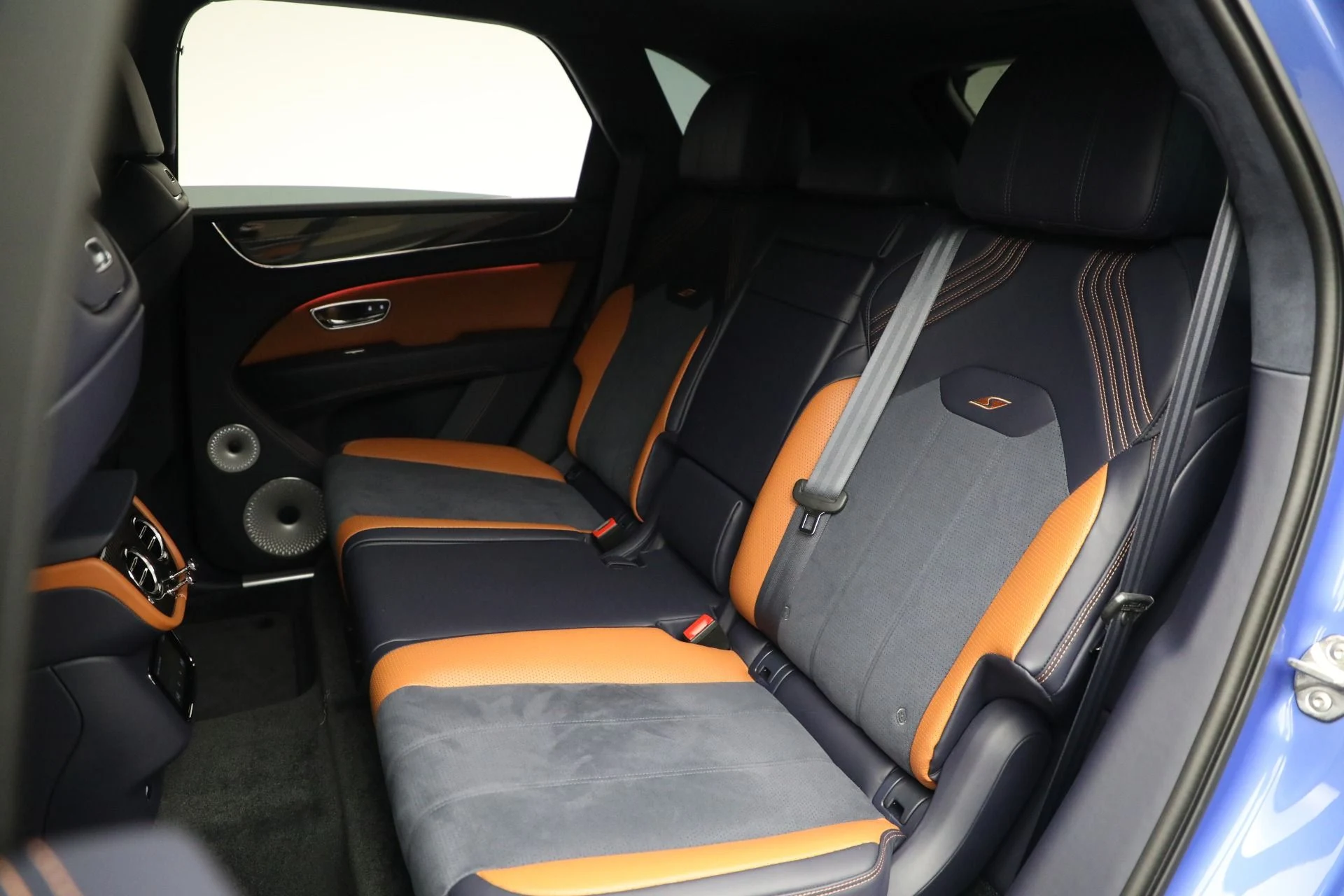 mph019_1722697576_Used_2024_Bentley_Bentayga_S_V8_e3e6dcbf5c