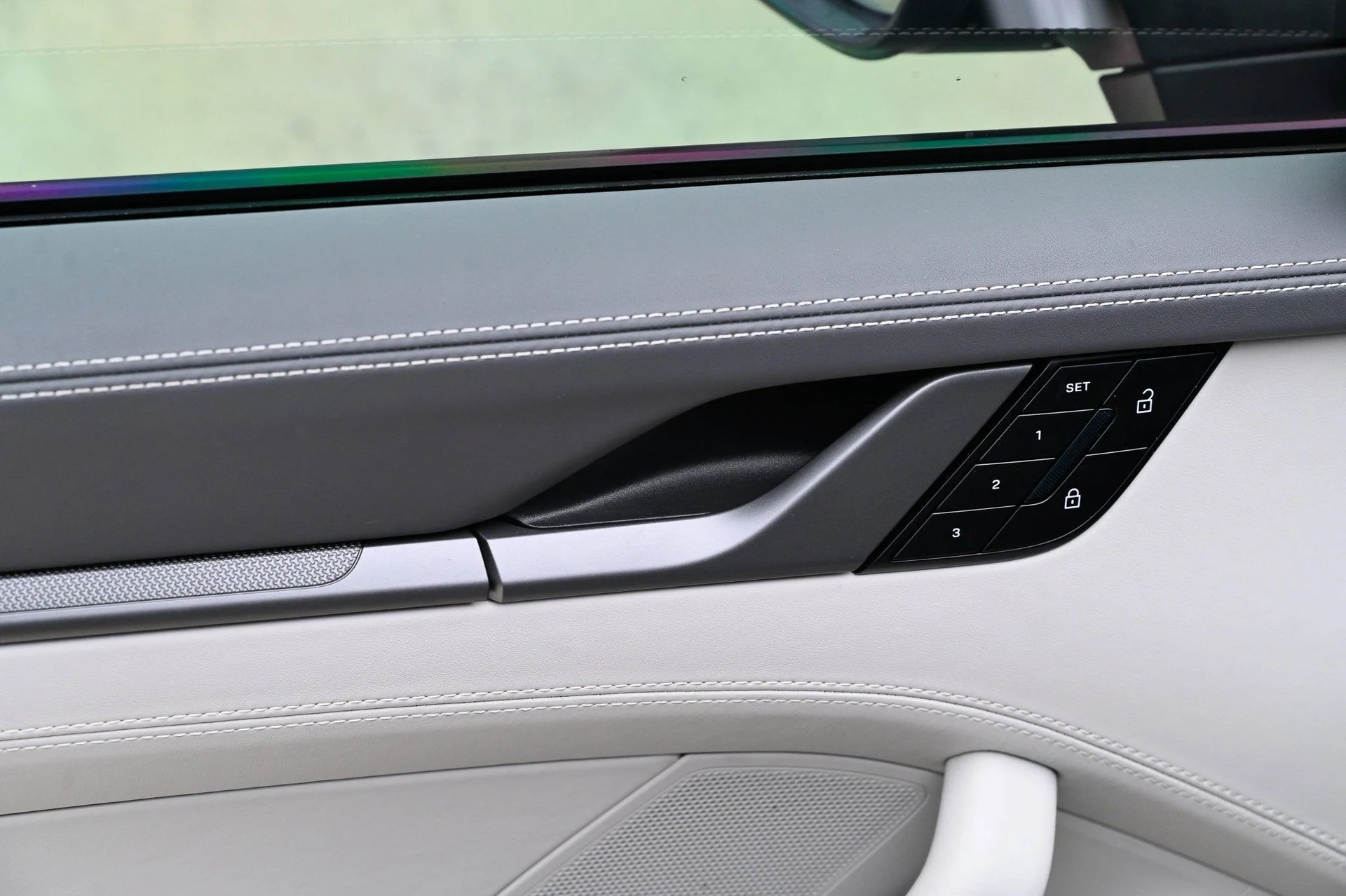 mph019_1728774138_5de449393d7843ea8c2f1ab1c3633948_f85c0dfb8e