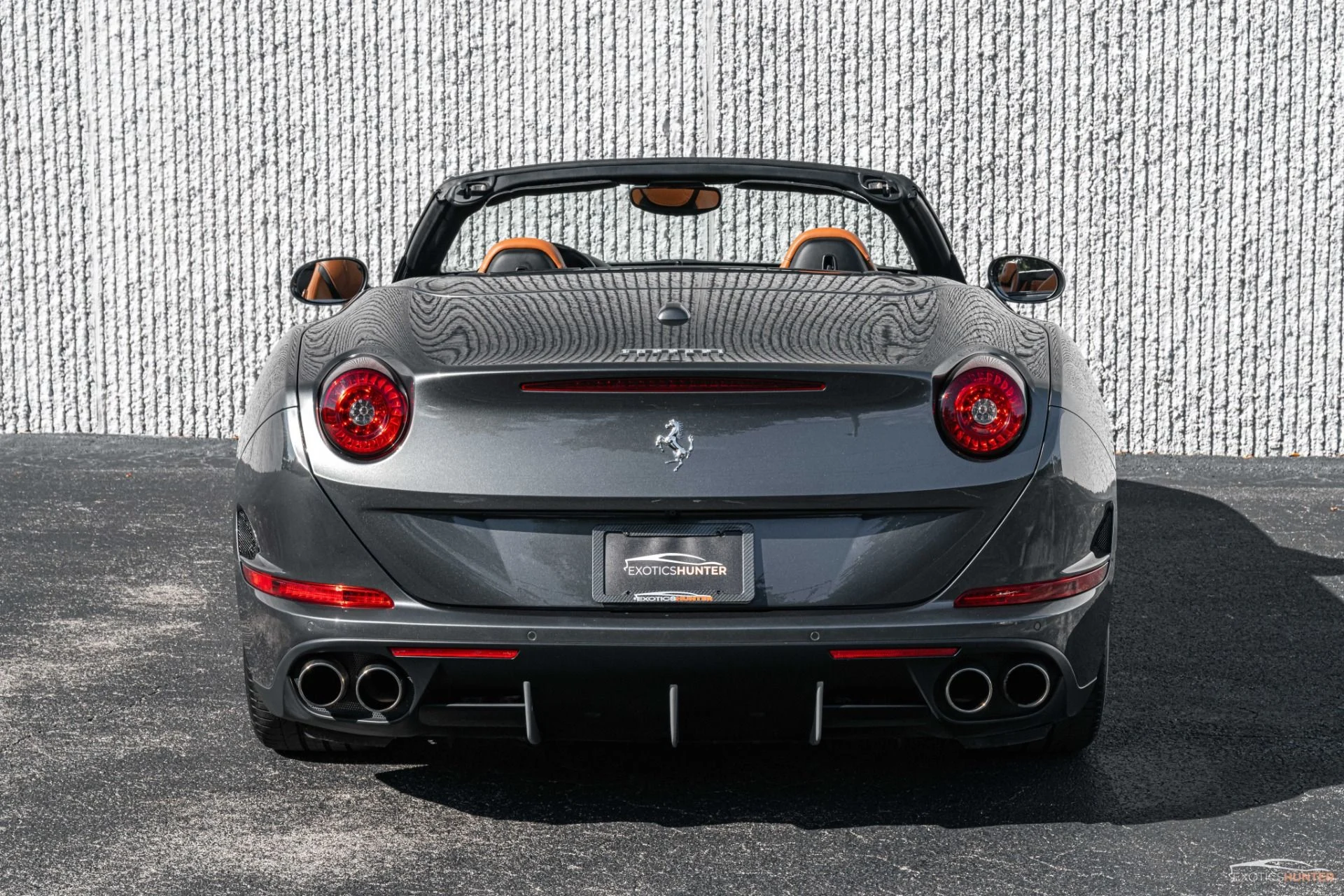 mph019_173107637_Used_2015_Ferrari_California_T_w_Carbon_Steering_Wheel_Magneride_Reverse_Cam_20in_Wheels_1746820122_a8e1ff0315