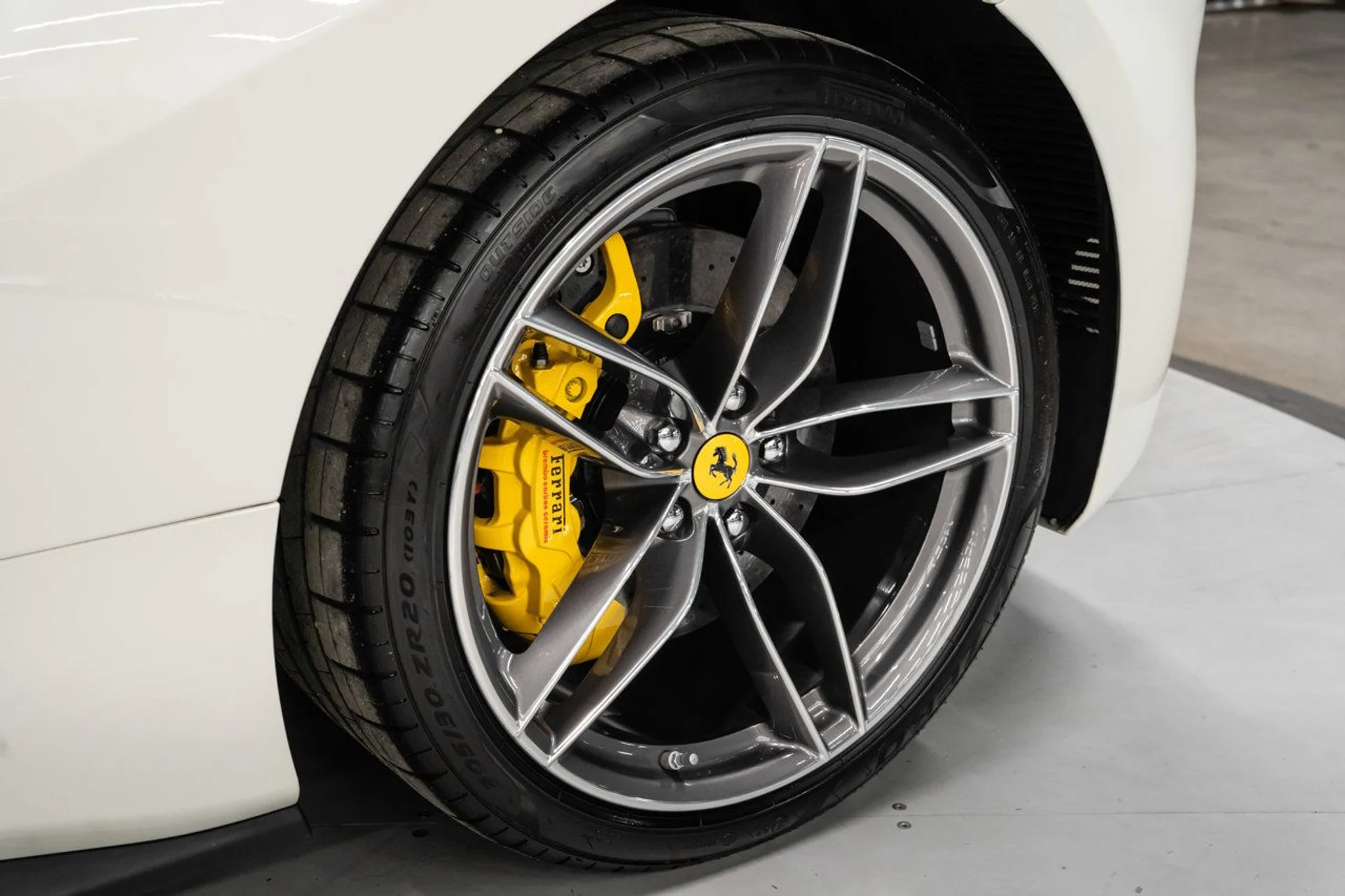 mph019_1753285997_ferrari_488_gtb_2018_40a97ffee6