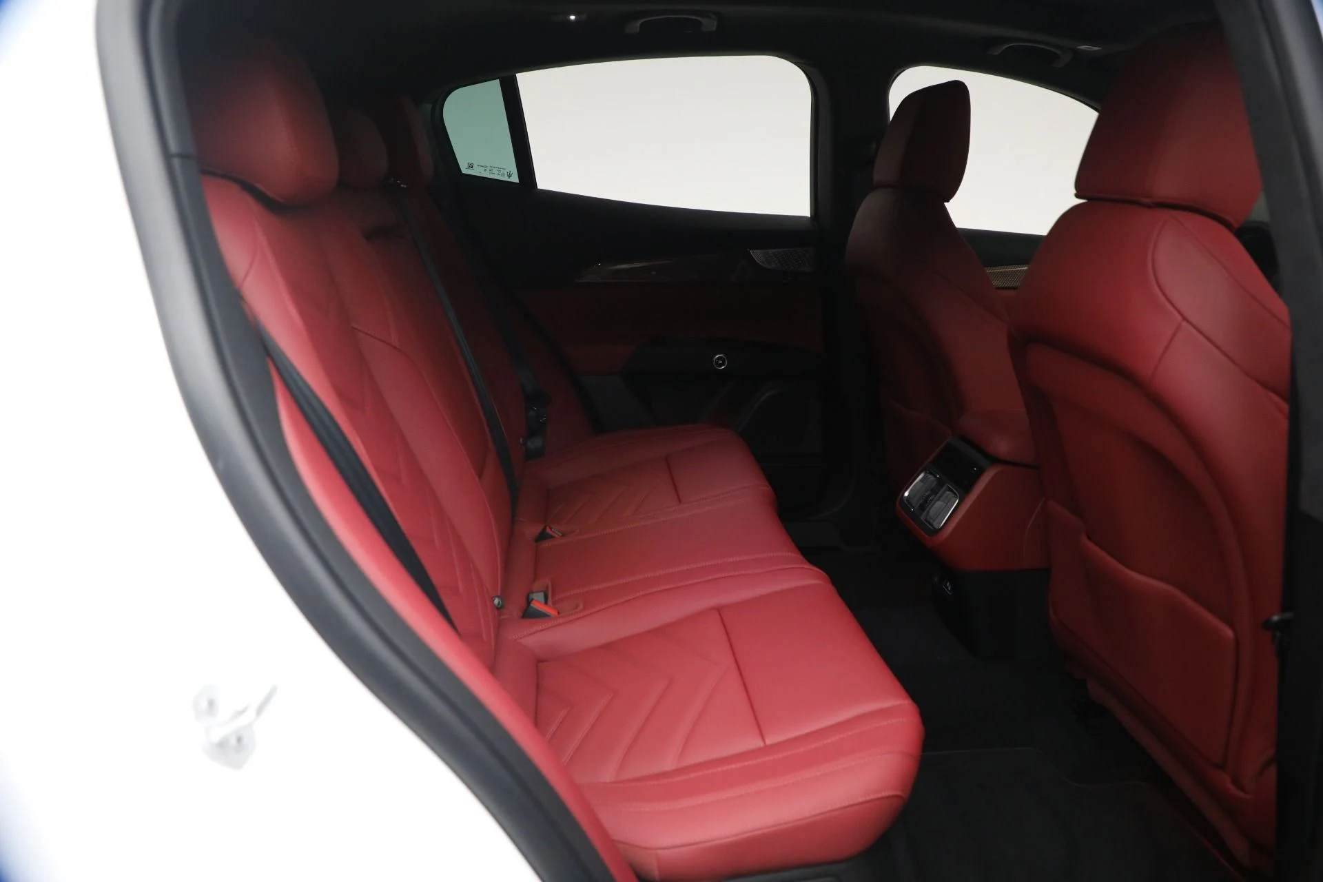 mph019_1764607601_New_2026_Maserati_Grecale_Modena_1769722385_9875274cbf