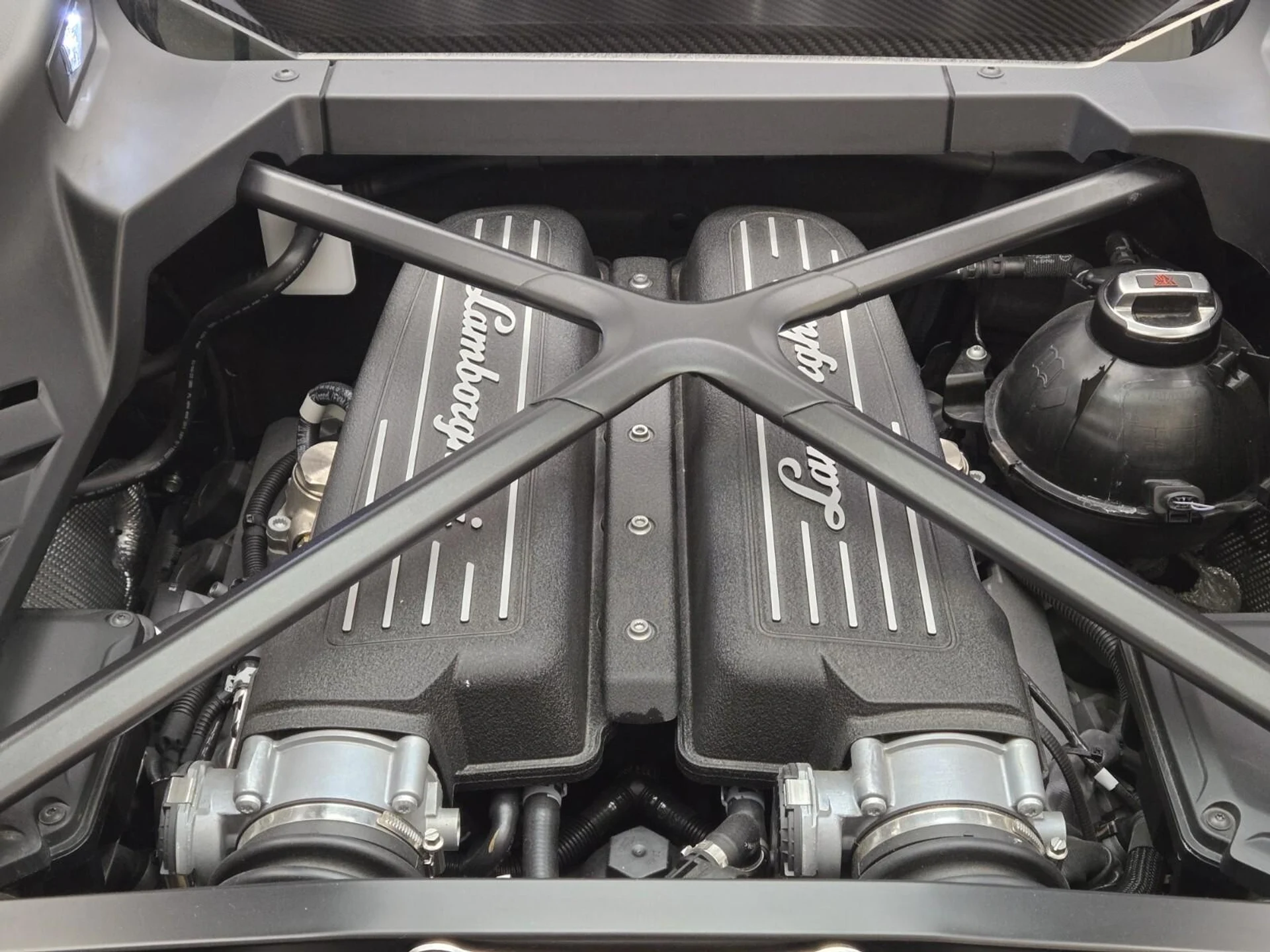 mph019_1769686275_Used_2023_Lamborghini_Huracan_Tecnica_1777355909_9c76a8926d