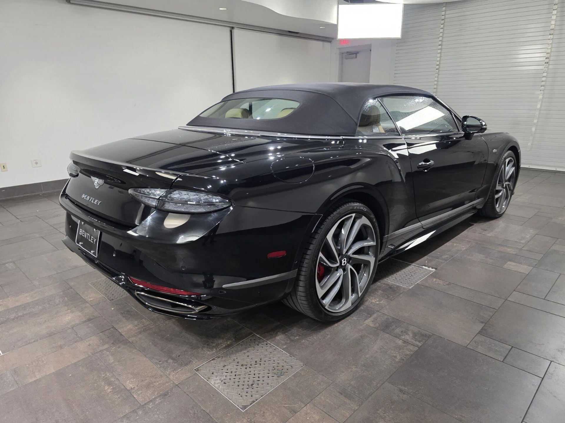 mph019_178940448_1032e2c9d86c02ef343078a10476198f_948fcebac9