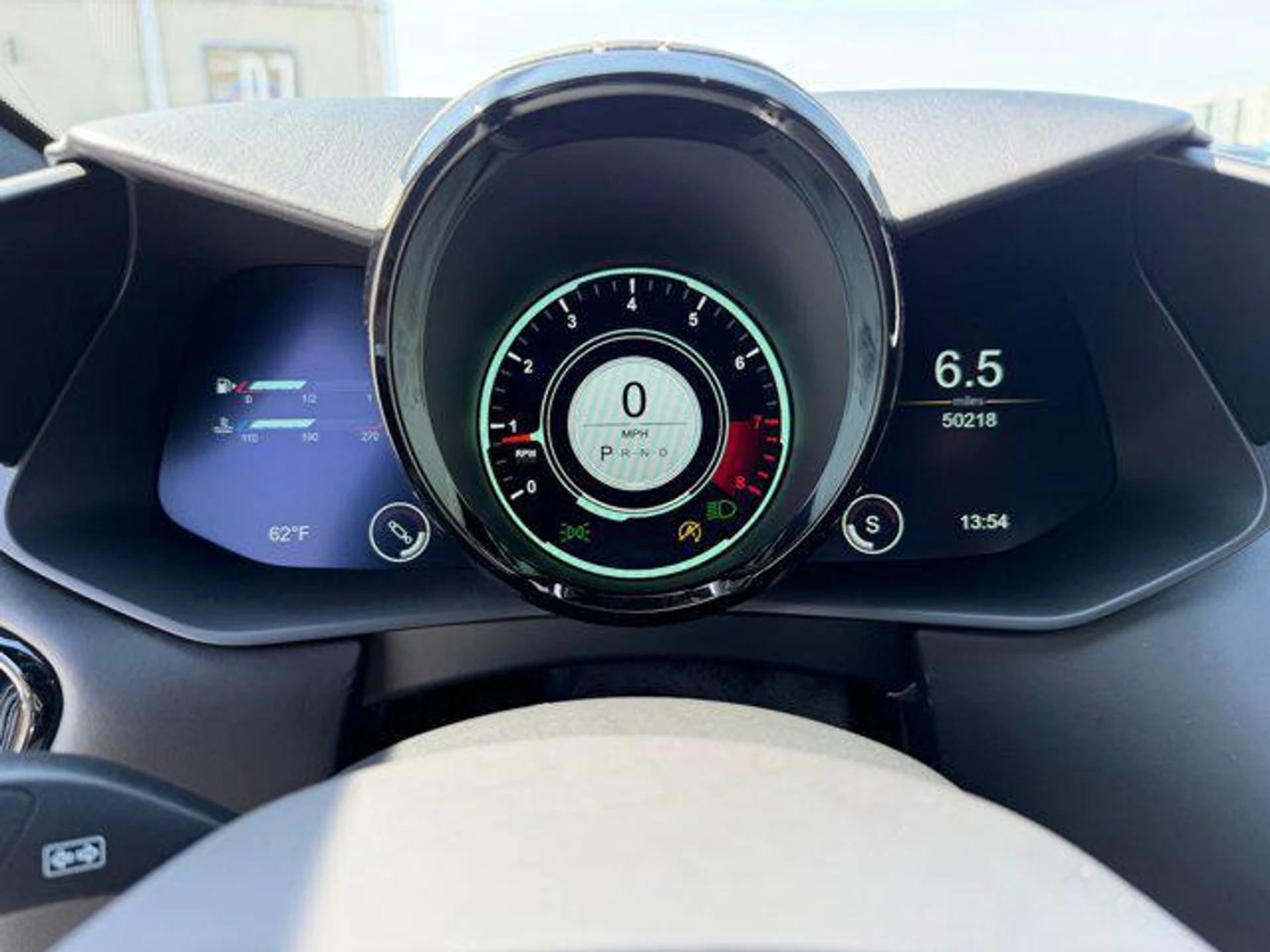 mph019_1795220883_neb_F_Zx_A_Ms_YGEFIDS_Rrbqnuwzl6s_5052606975