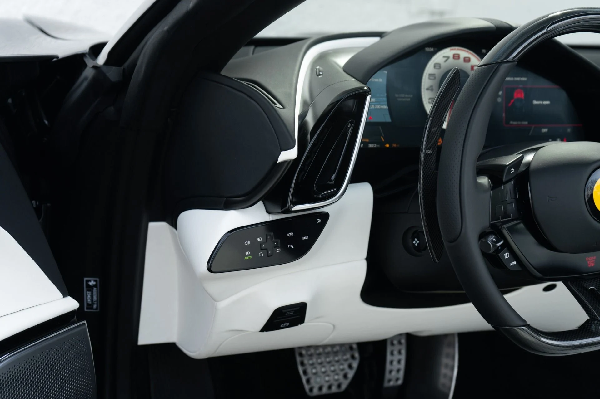 mph019_1800302683_Used_2025_Ferrari_Roma_Spider_1771439392_4972da80bb