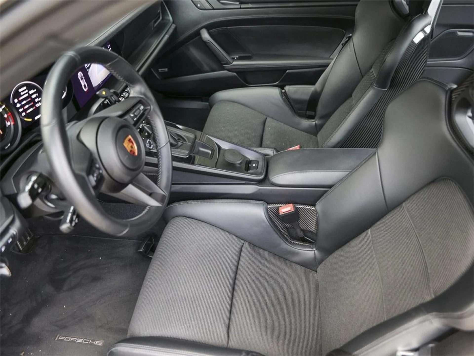 mph019_1805657704_ce_C1_G7i_XLLV_9oc3t7q_S49_Oyp_C5_A_1a1309059c