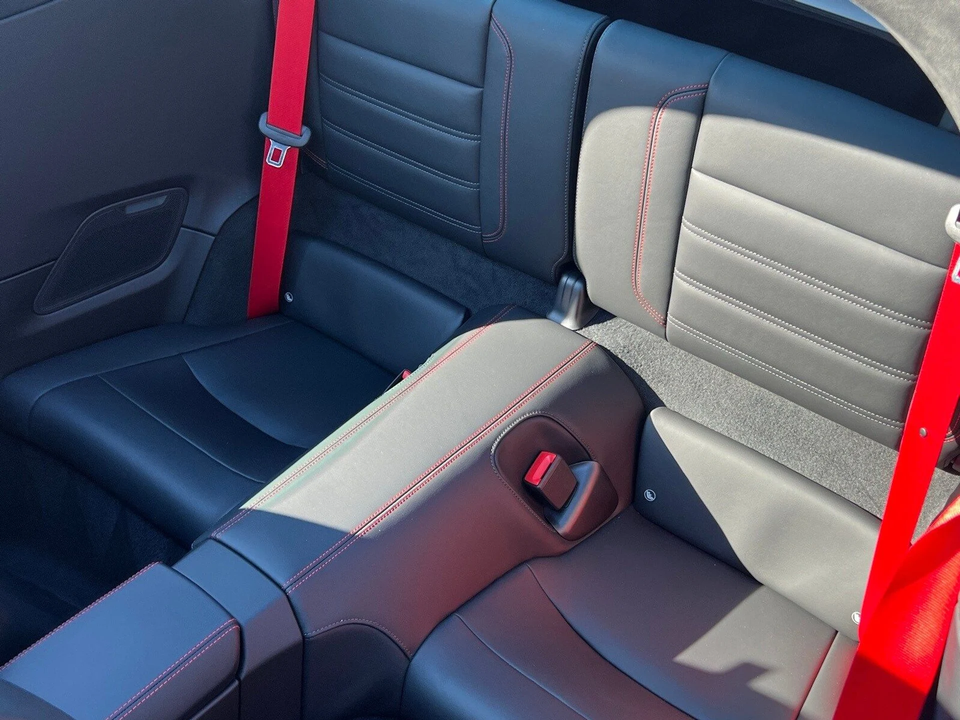 mph019_1815602327_0624e4bc361501c023cf1b1db8d31889x_4ee4836c9b