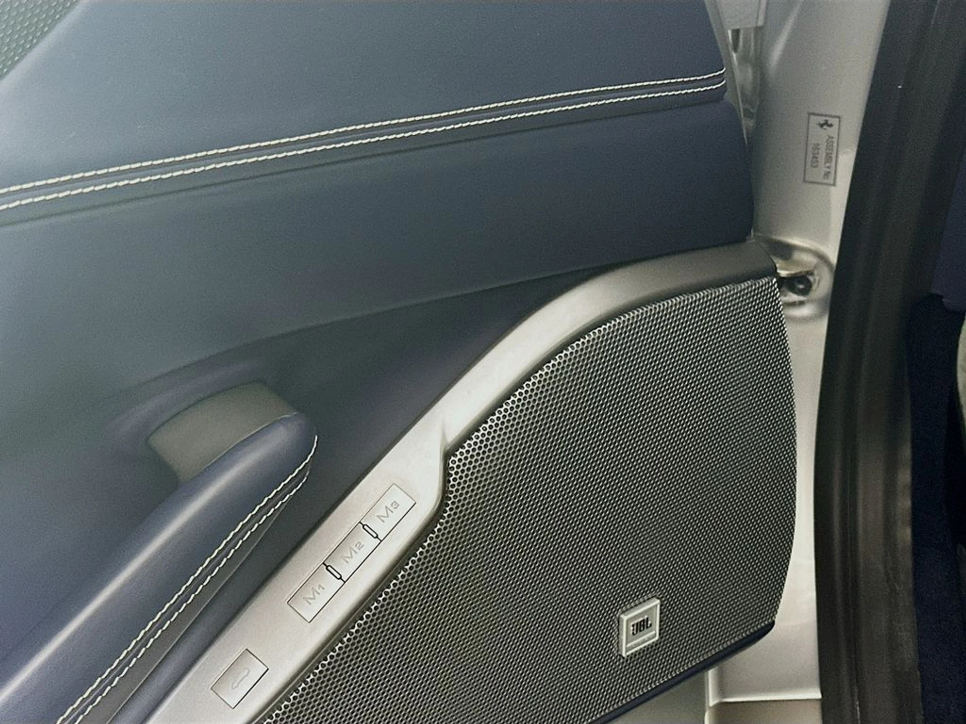 mph019_1826707002_2eb03fb9019e8ccbb5f733483085aa88x_c42354e394