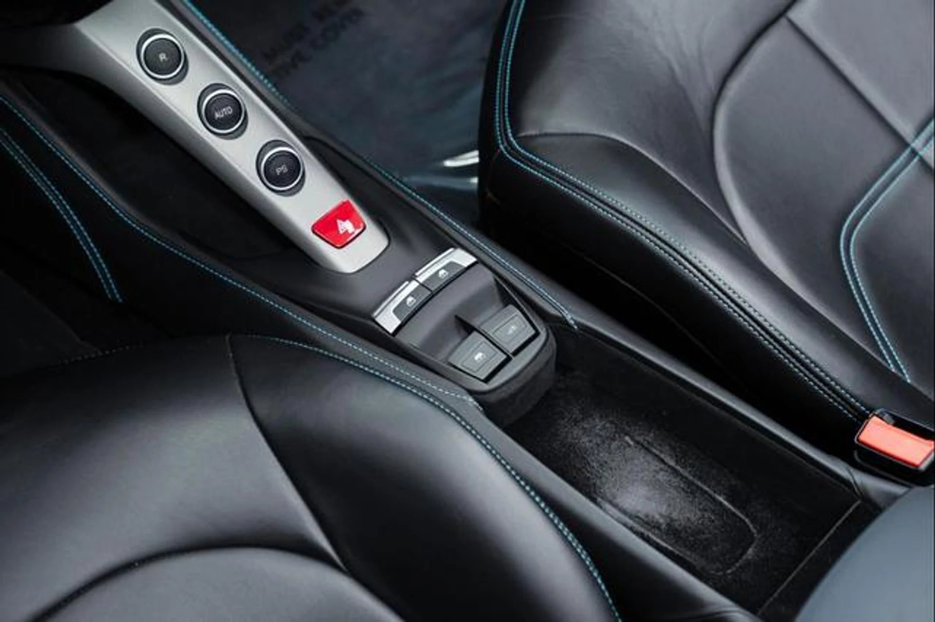 mph019_1828688121_zs_Ip_Z_Tc6_W_G_Ha_ES_5x_Hxpu0_Gd_Ng_730de81cd4