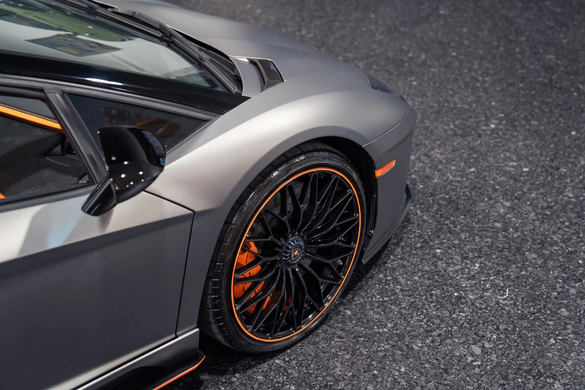 mph019_1830886232_Used_2019_Lamborghini_Aventador_LP_740_4_S_Factory_Matte_Grigio_Titans_1788907701_b366ad45e5
