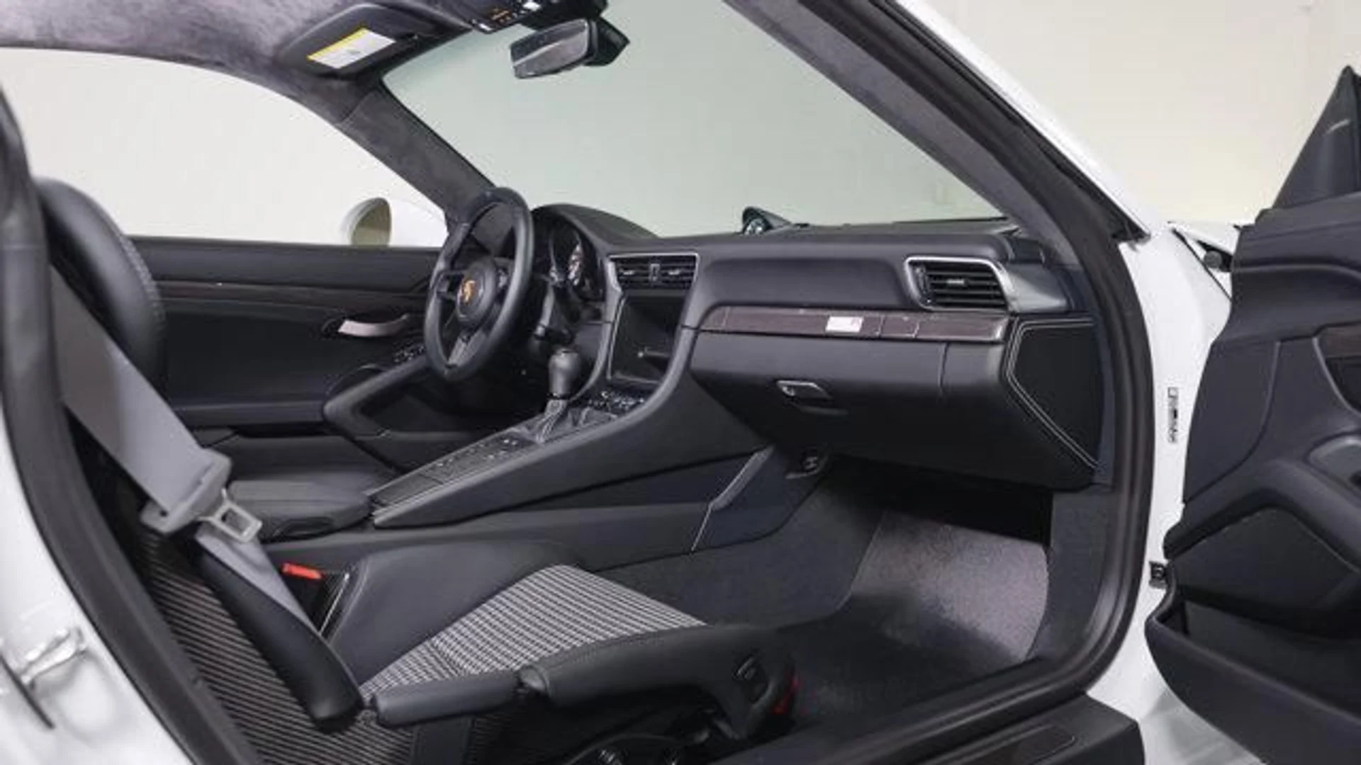 mph019_1836526847_I_Xt_DN_9vdv_K_Oa1_A2_Mi_Hec_U_Zkm_Pfw_e9921fc8fe